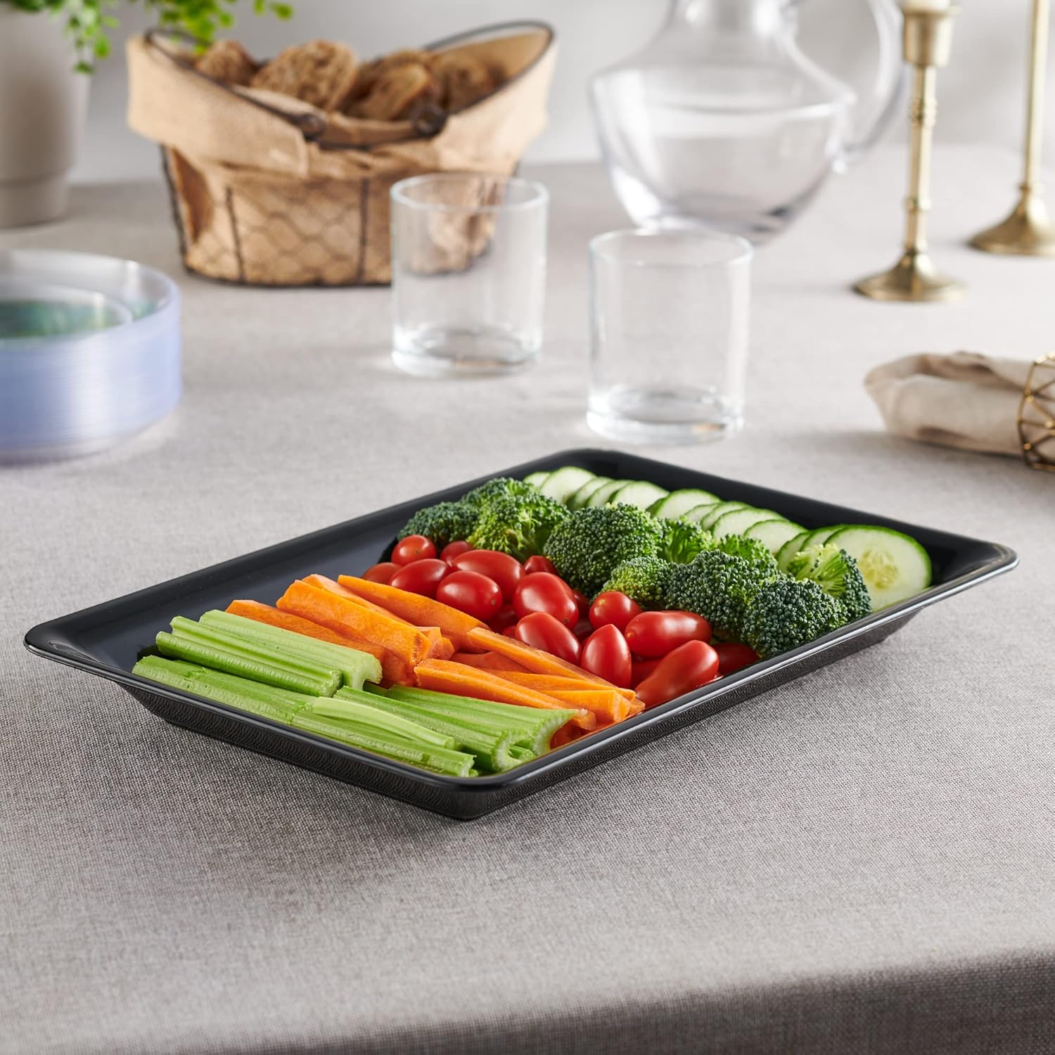 PLASTICPRO Bandejas de plástico para servir  Platos rectangulares de 10 x 14 pulgadas desechables para fiestas, color negro, paquete de 4