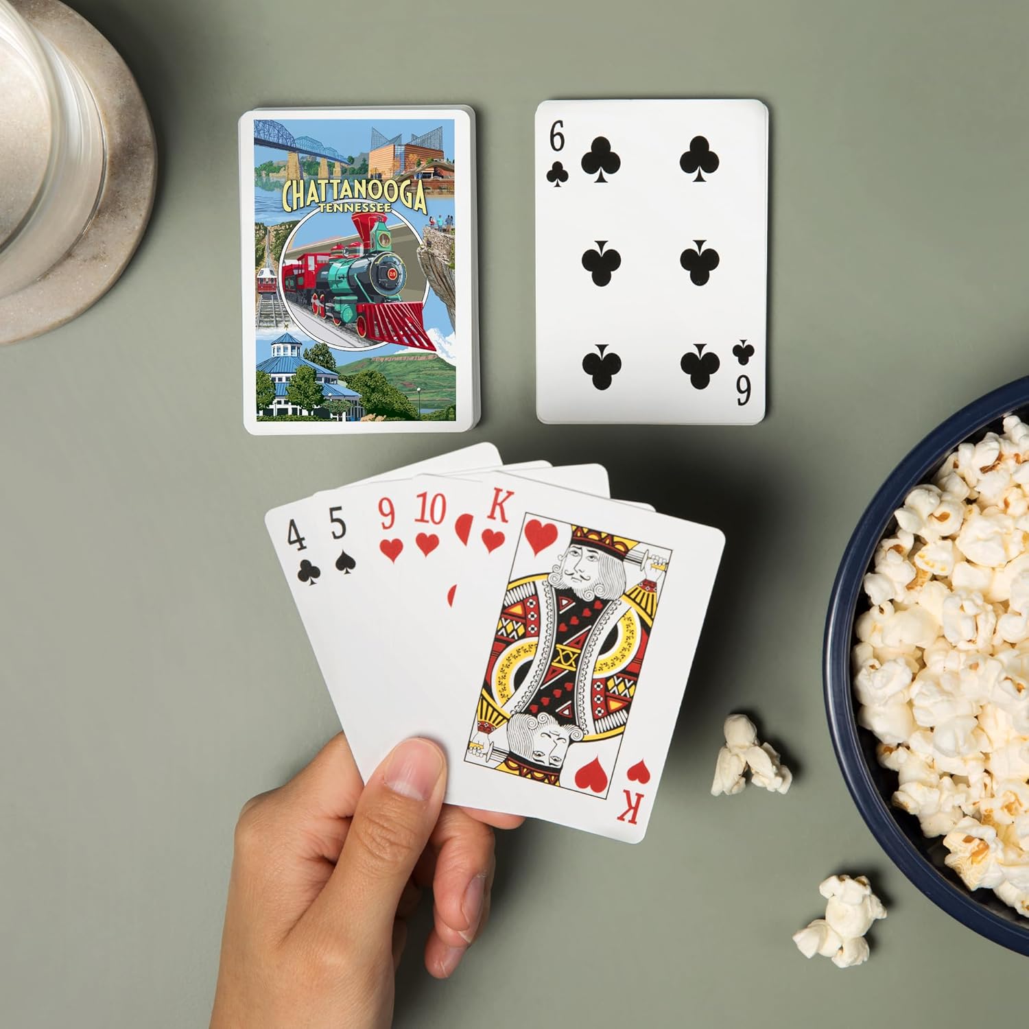 Lantern Press Chattanooga, Tennessee, escenas de montaje (52 cartas de juego, baraja de cartas de tamaño póquer con comodines)