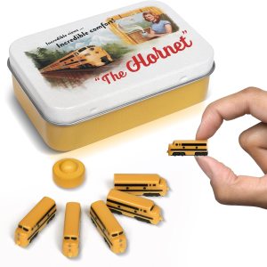 Hornet Deluxe – Juego de tren de mesa  Piezas de jugador para boleto para montar y otros juegos de mesa de tren para adultos, familiares y niños Hornet Deluxe – Juego de tren de mesa  Piezas de jugador para boleto para montar y otros juegos de mesa de tren para adultos, familiares y niños