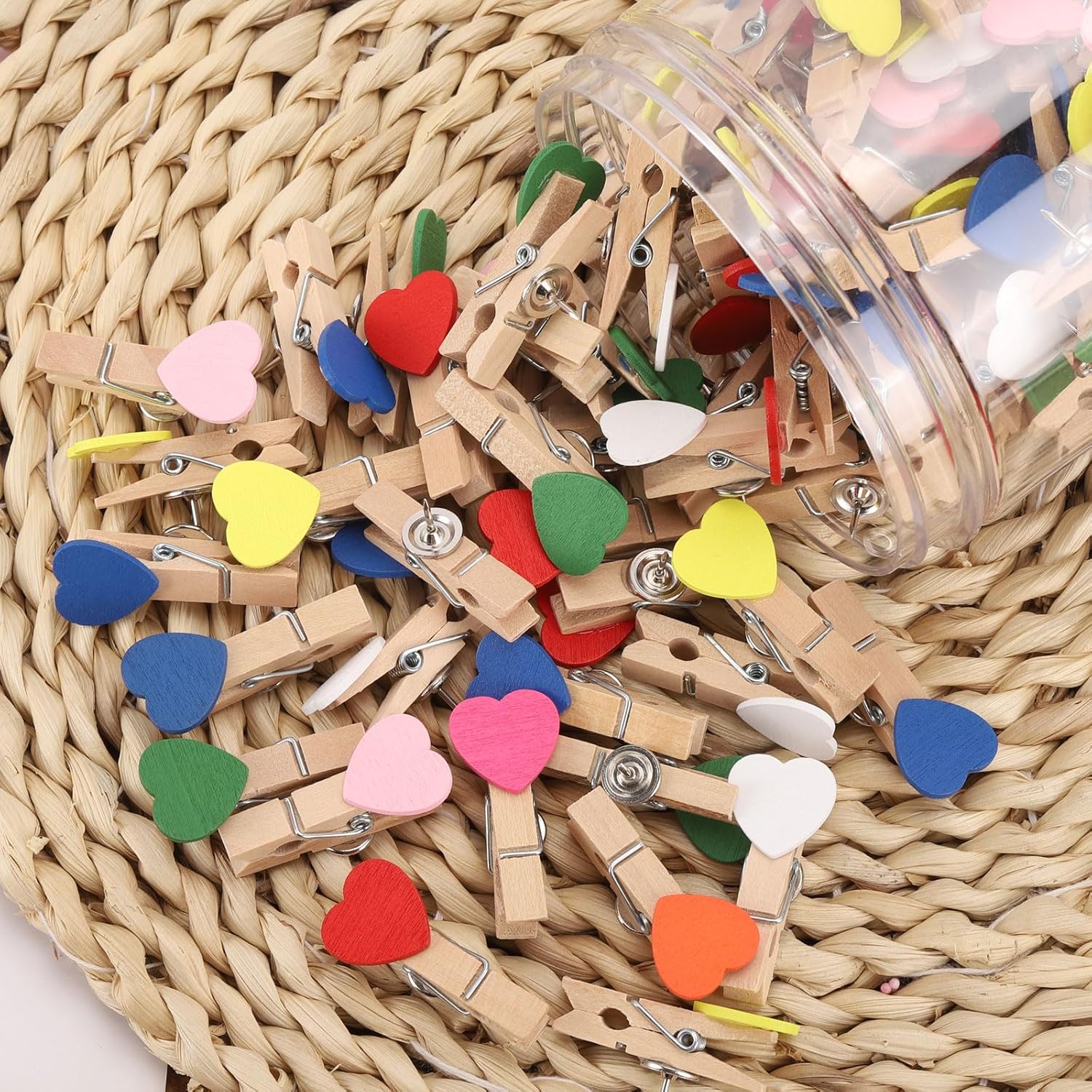 100 pines coloridos de corazón con clips de madera, alfileres decorativos, tachuelas para tablero de corcho, tablón de anuncios, notas de obras de
