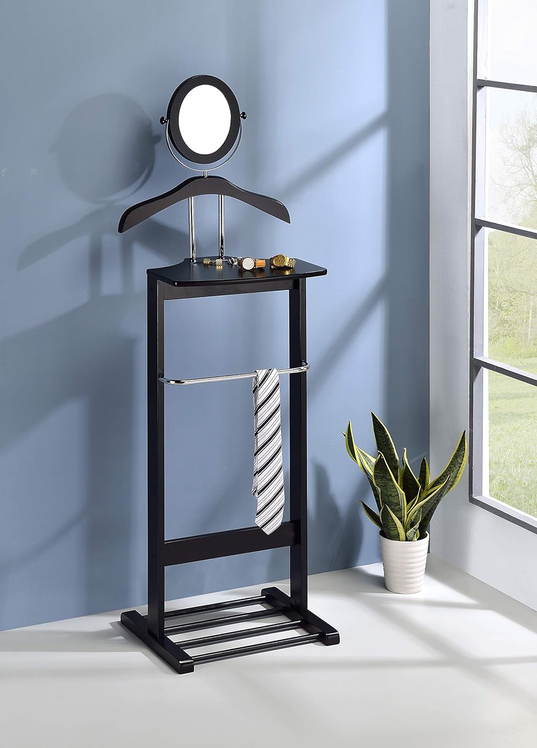 KB Designs – Soporte de valet independiente para traje y corbata de madera negra, estante organizador de ropa