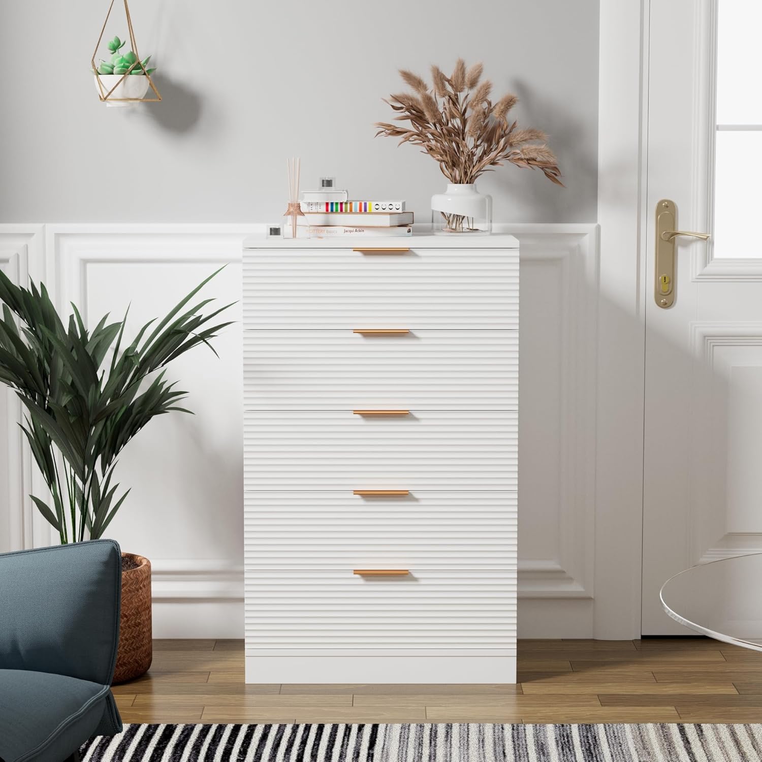 Cómoda moderna de 5 cajones, cómoda alta con almacenamiento, cómoda de madera con asas integradas, armario de almacenamiento de gran capacidad para