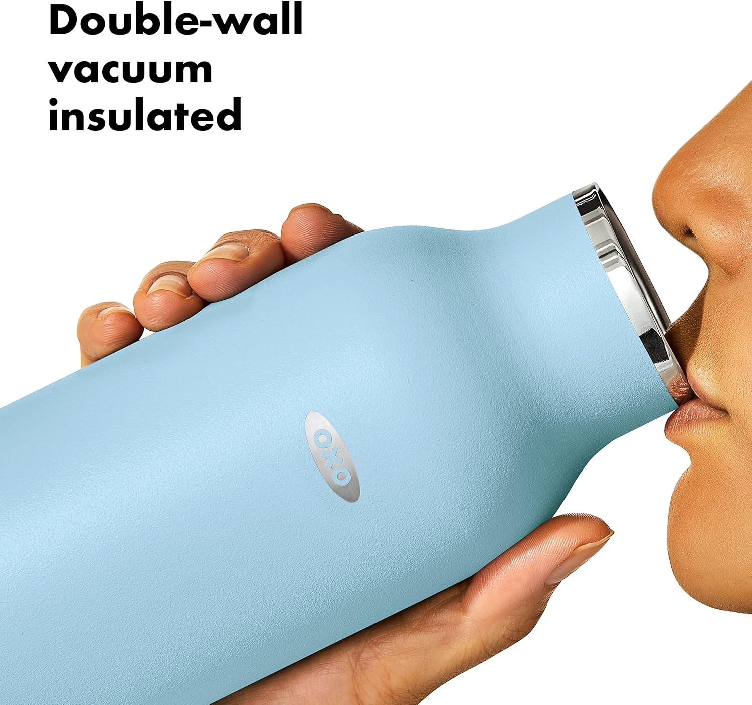 OXO Strive – Botella de agua aislada de 24 onzas con tapa estándar, color azul topacio