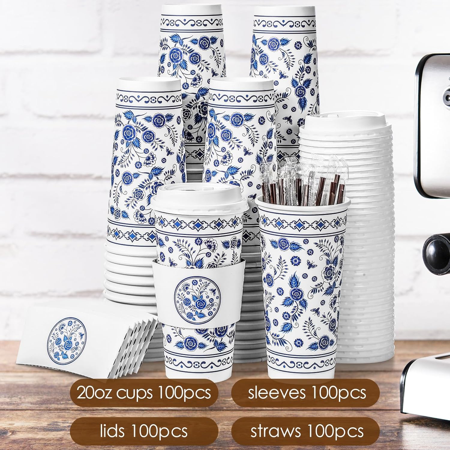 Sherr Paquete de 100 tazas de café de papel desechables con tapas, tazas de café con mangas y pajitas, tazas de café de papel azul y blanco, tazas