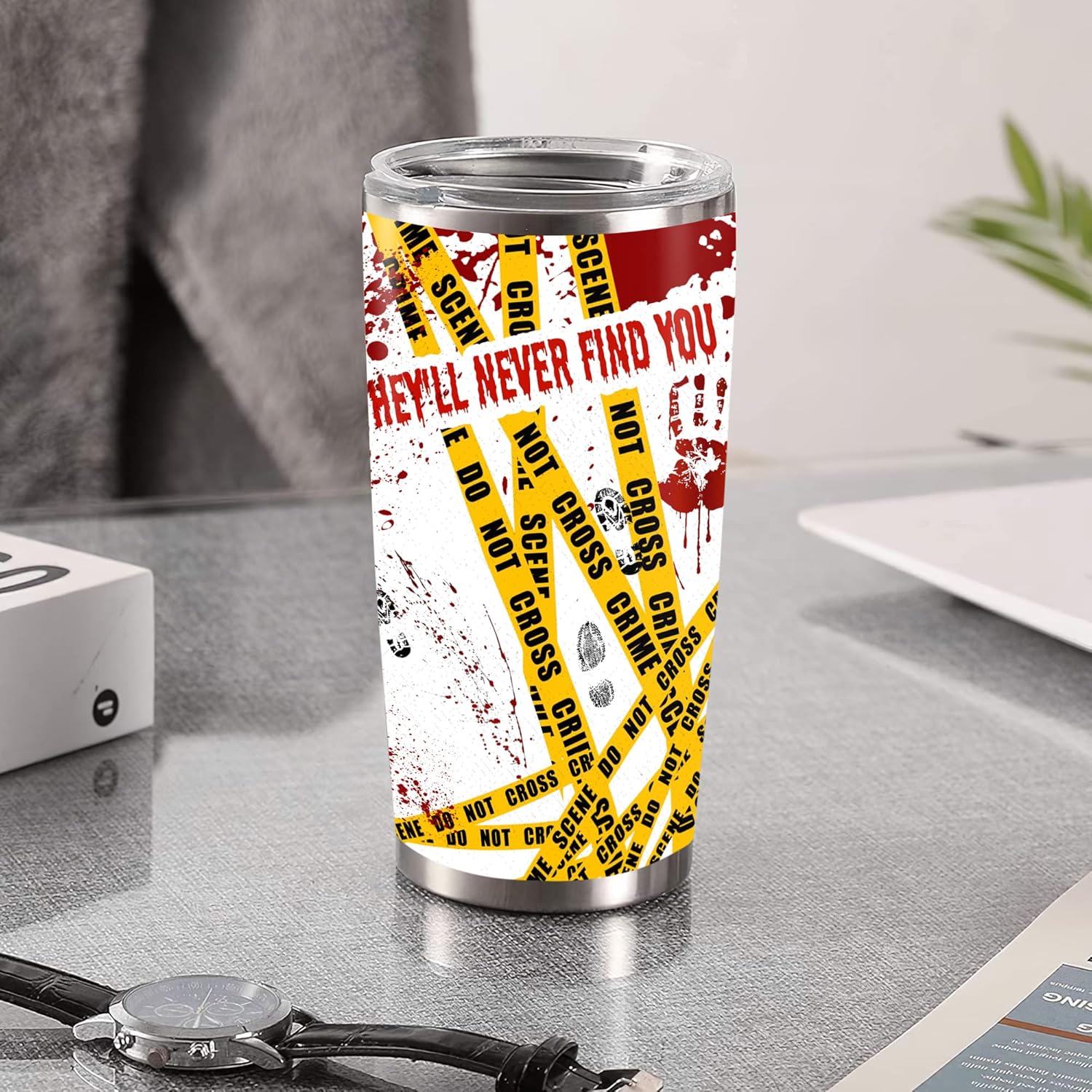 Vaso aislado de acero inoxidable con tapa, taza de viaje con texto en inglés “True Family Crime I Friend”, taza al vacío, suficiente té crimen, café