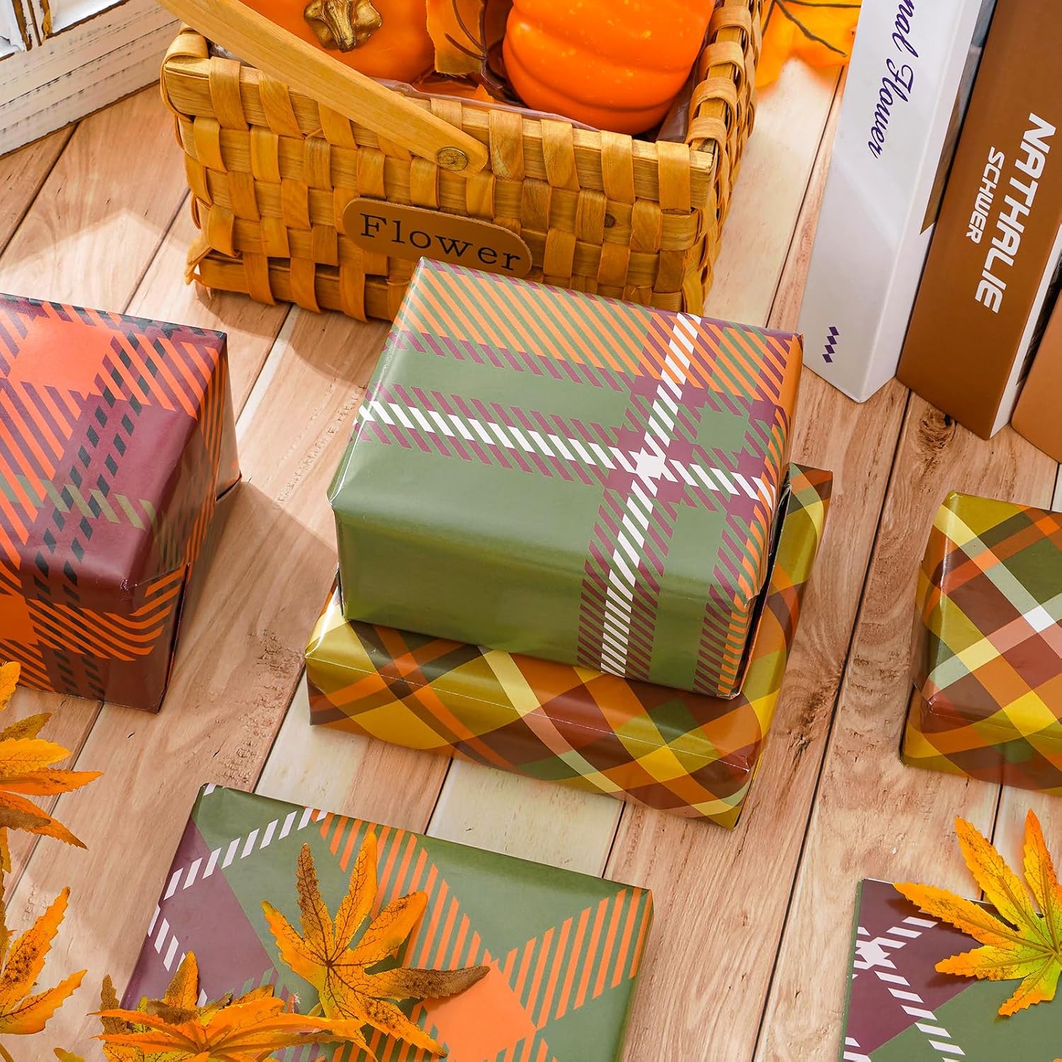 Whaline 12 hojas de papel de regalo de otoño, 6 estilos, papel de embalaje a cuadros amarillo y verde, plegado, papel de manualidades para otoño,