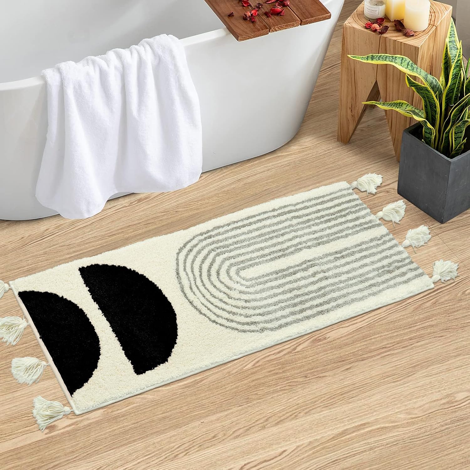Seavish Alfombra de baño bohemia de 18 x 47 pulgadas, suave y absorbente, con borlas, color negro, larga, antideslizante, lavable, bonita alfombra