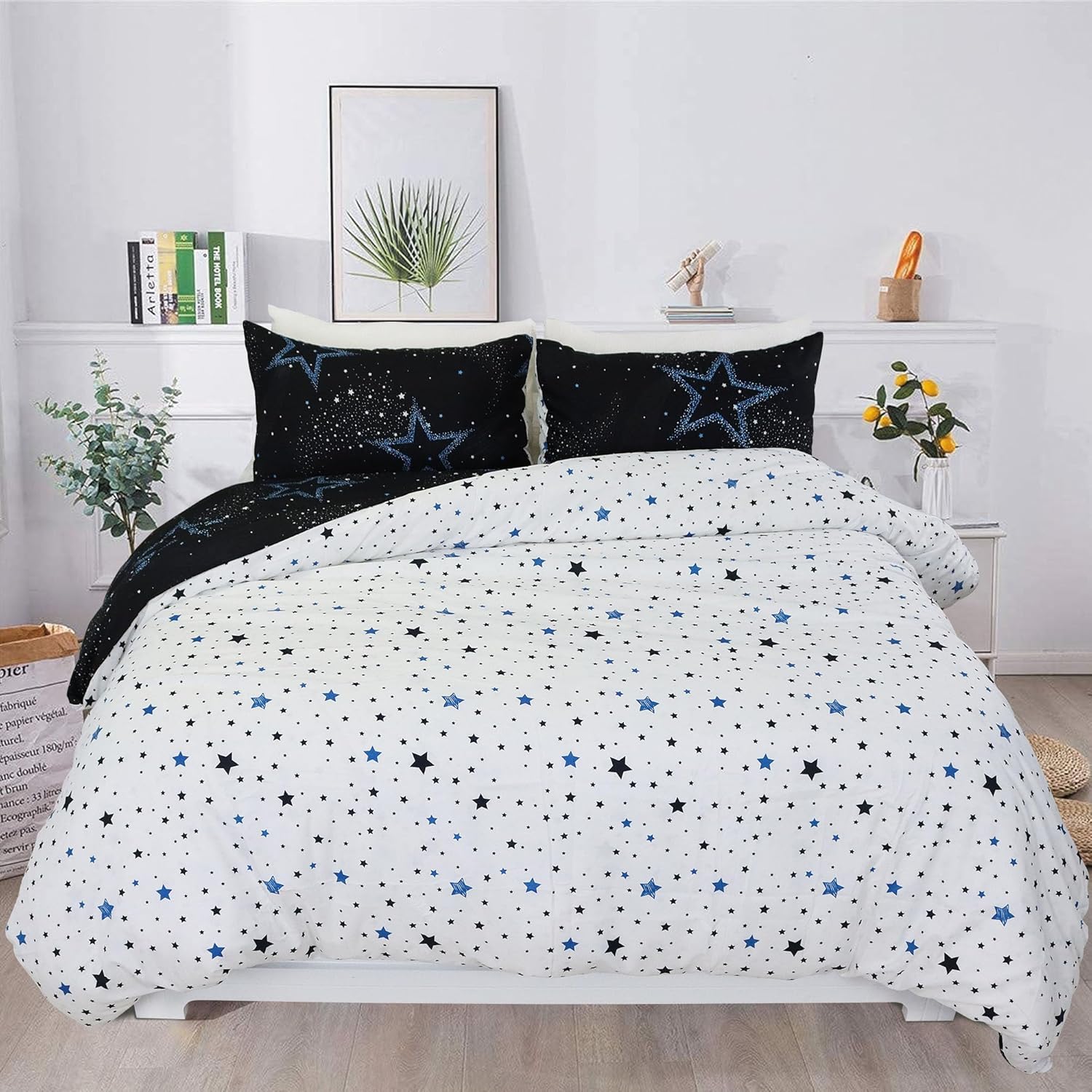 Usfivefam Juego de funda de edredón tamaño King, 3 piezas, reversible, color blanco y negro, estampado de universo exterior, azul estrellado, juego