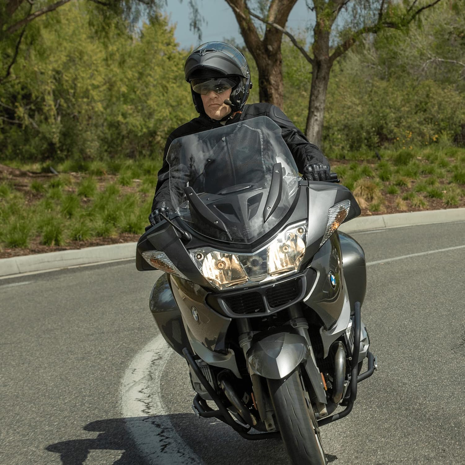 Sena Outrush – Casco modular de motocicleta Bluetooth con sistema de intercomunicación