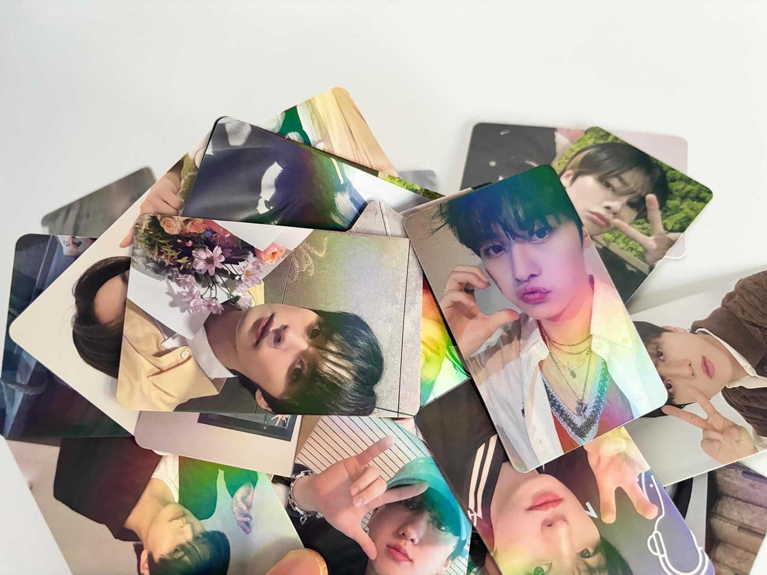 Yuto Stray Kids – Tarjeta de fotos láser para niños, 50 unidades, tarjetas láser para niños callejeros, tarjetas LOMO Kpop Straykids tarjeta de