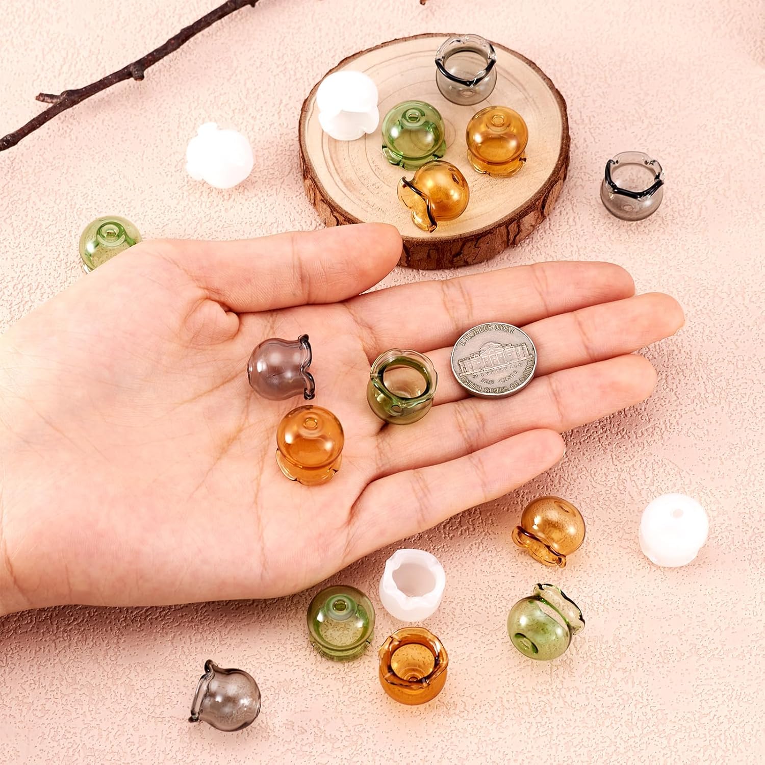 FASHEWELRY 10 cuentas de flores de vidrio hechas a mano, cuentas florales de cristal, cuentas espaciadoras de flores de trompeta transparentes,