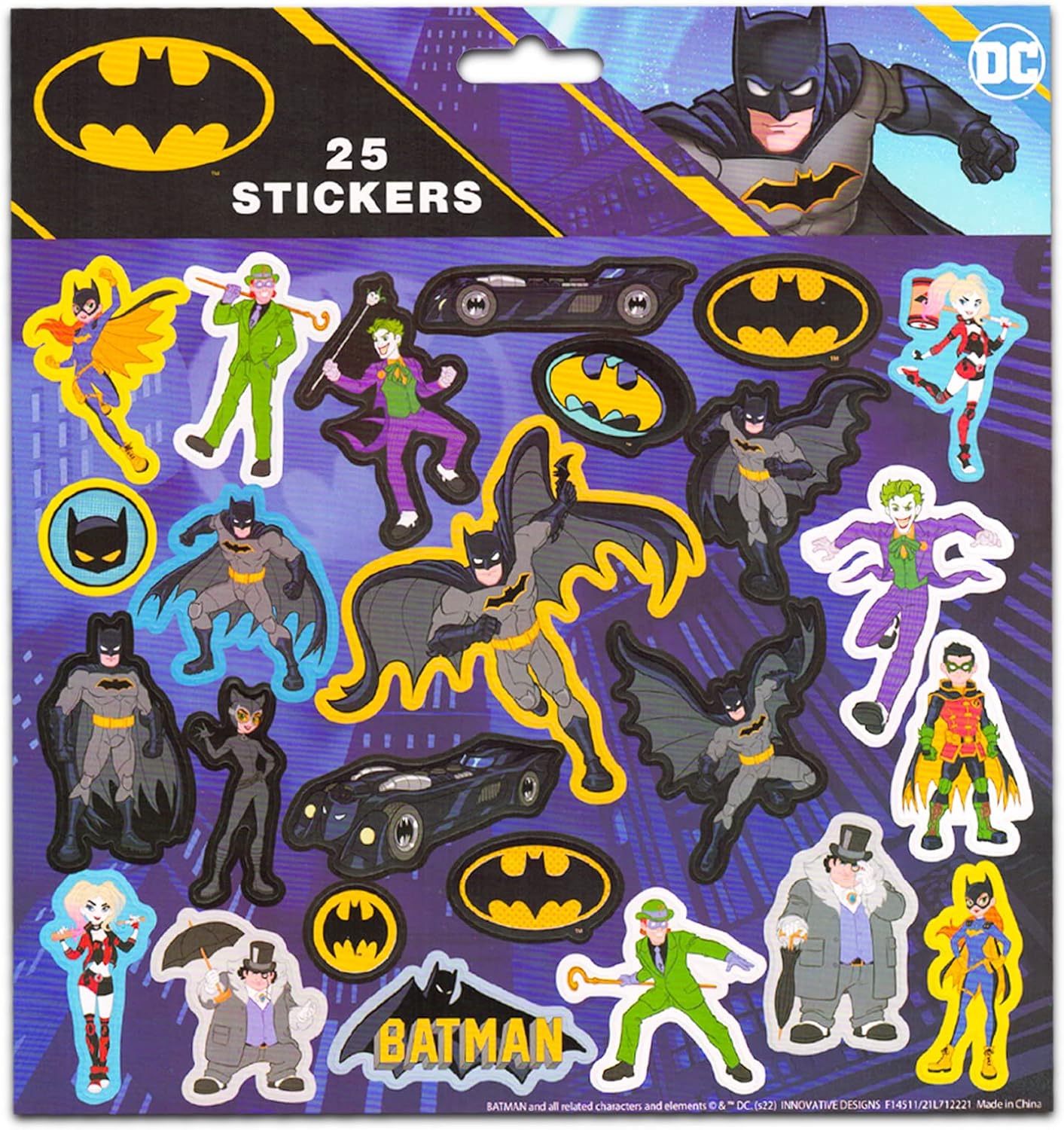 Batman Juego de actividades de viaje con aislamiento de Batman con calcomanías y parches de la Liga de la Justicia para niños y niñas (paquete de