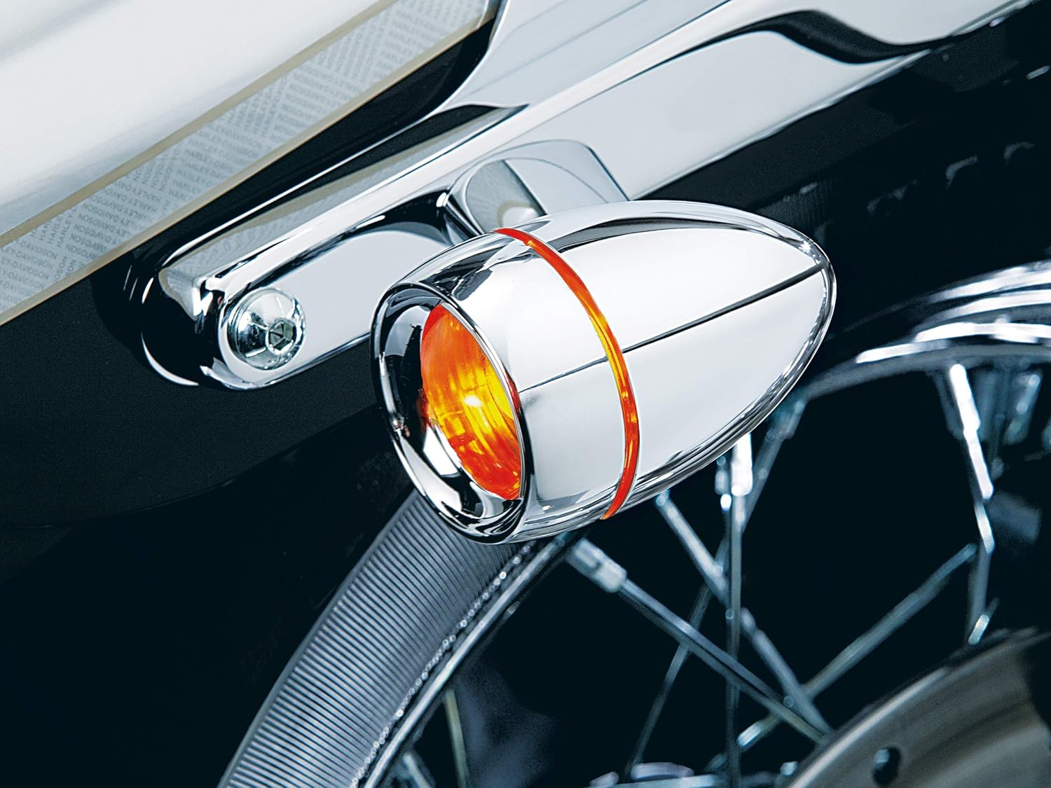 Kuryakyn 2108 Accesorio de iluminación de motocicleta Bisel Deep Dish para motocicletas Harley-Davidson 2000-19 con señal de giro de balaluces