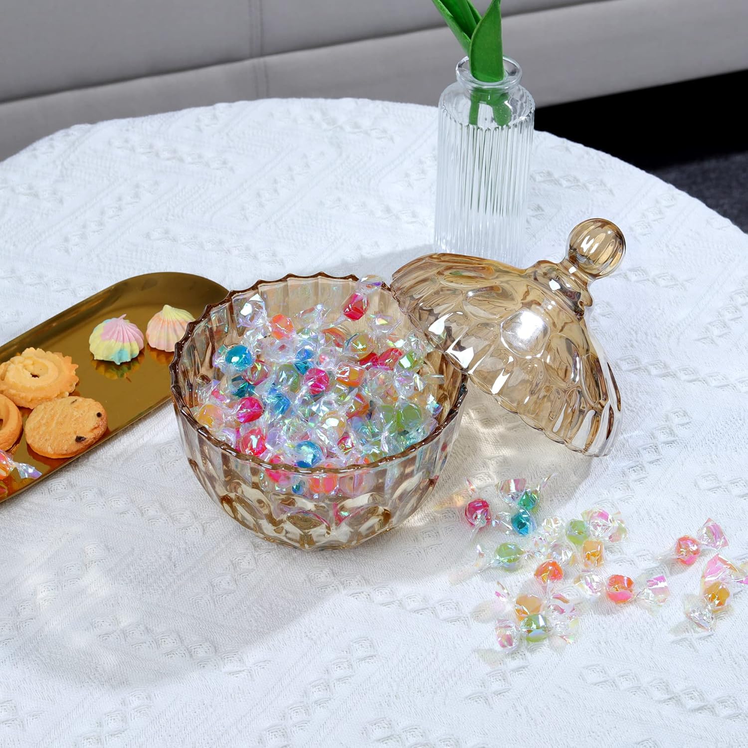 Joeyan Plato de cristal ámbar para dulces con tapa, tarro grande cubierto de vidrio, cuenco decorativo para dulces, recipiente de vidrio en relieve