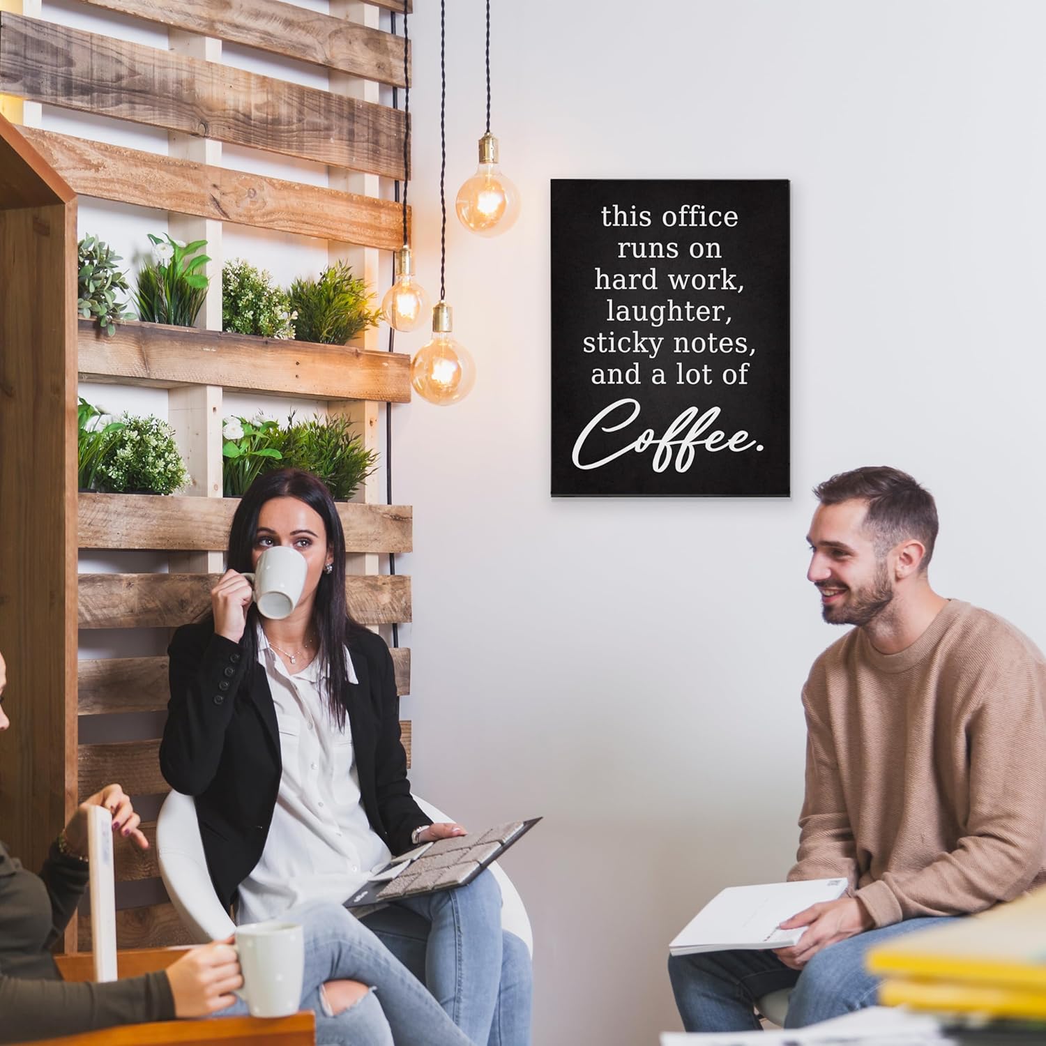 Notas adhesivas de risa con texto en inglés This Office Runs on Hard Work Ris y un montón de café, impresiones artísticas en lienzo para decoración
