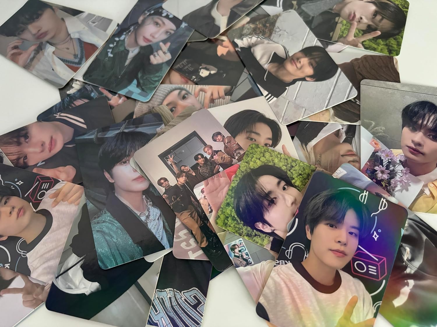 Yuto Stray Kids – Tarjeta de fotos láser para niños, 50 unidades, tarjetas láser para niños callejeros, tarjetas LOMO Kpop Straykids tarjeta de