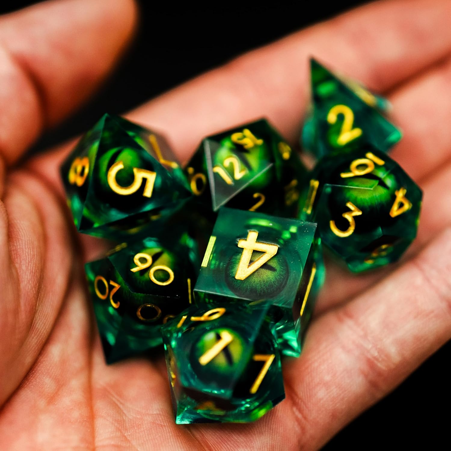 Dados DND de núcleo líquido, un juego completo de dados líquidos D&D con bolsa de terciopelo para juego de mazmorras y dragones (líquido de ojo de