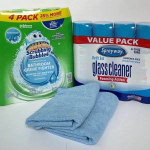 Scrubbing Bubbles – Lucha contra la suciedad de baño, aroma Rainshower, paquete de 4 latas de 25 onzas y limpiador de vidrio en aerosol, 4 latas de Scrubbing Bubbles – Lucha contra la suciedad de baño, aroma Rainshower, paquete de 4 latas de 25 onzas y limpiador de vidrio en aerosol, 4 latas de