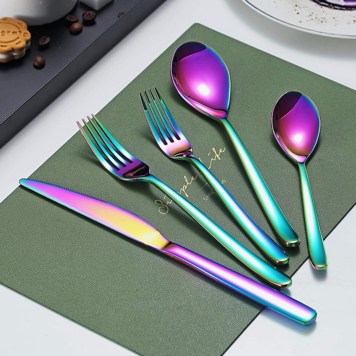 HOMQUEN Juego de cubiertos arcoíris de 40 piezas, juego de cubiertos de arcoíris para 8, juego de cubiertos de acero inoxidable para cocina,