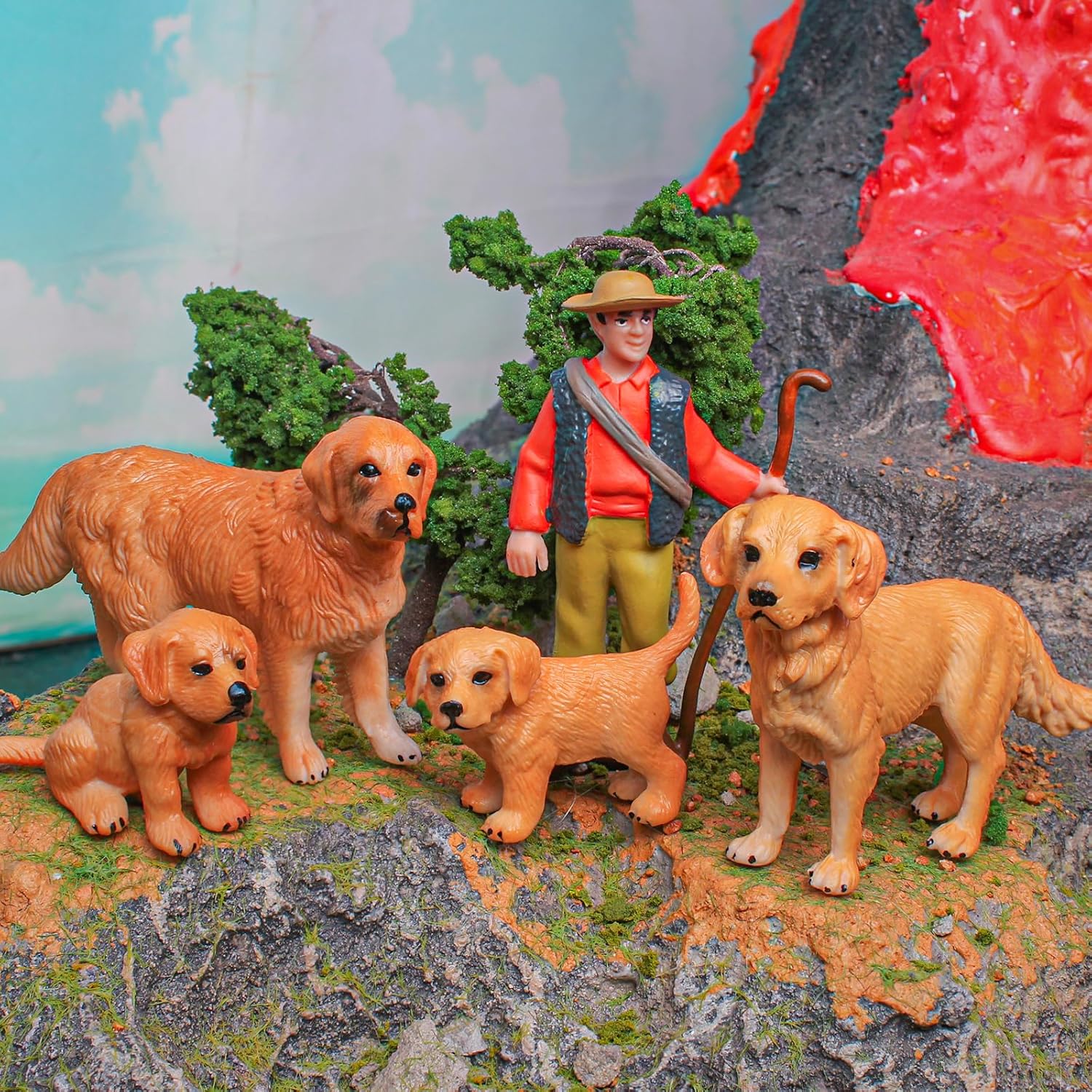 LC JoyCre Juego de 5 figuras de perro Golden Retriever para la familia, figuras de perro para niños, decoración de pasteles, colección de perros,