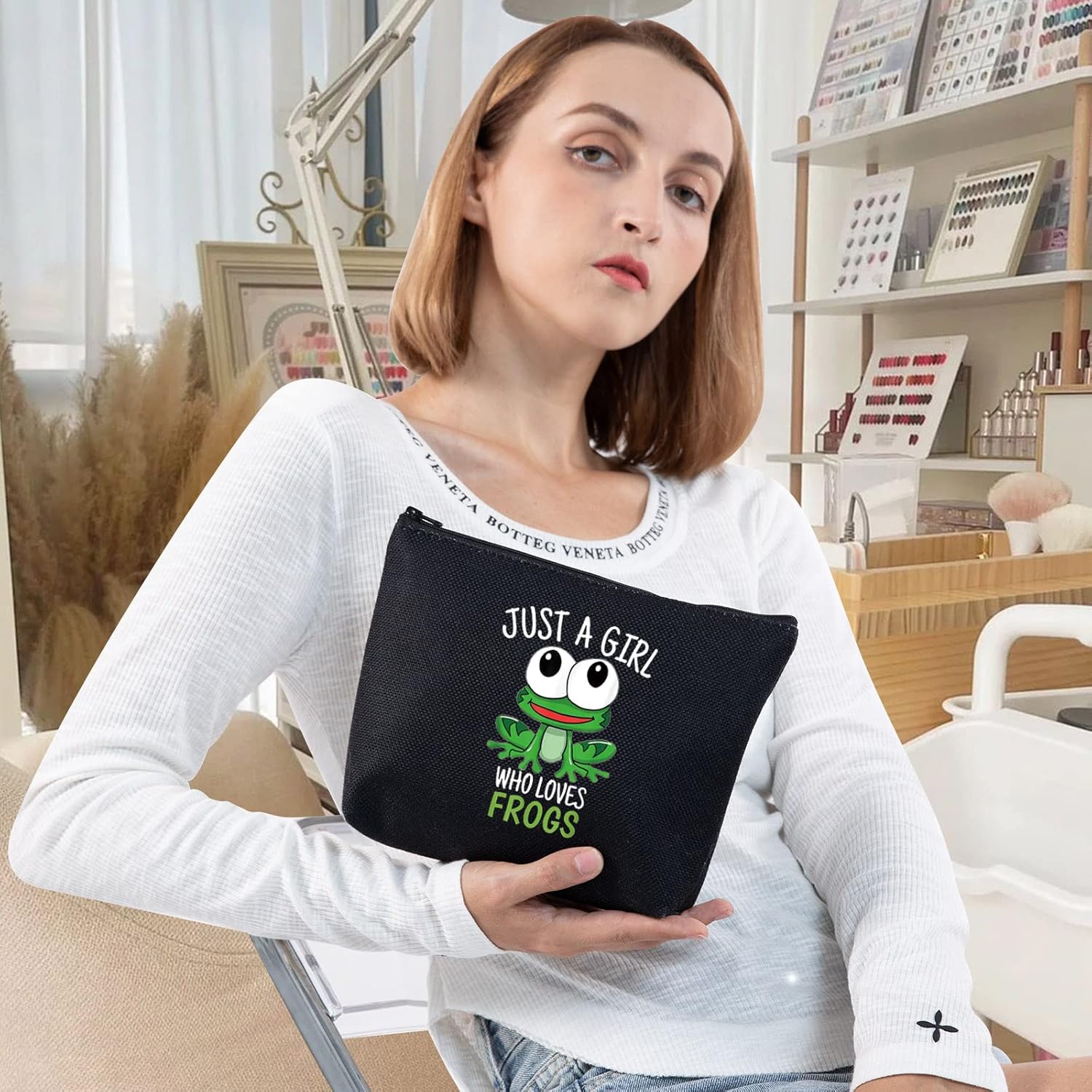 LEVLO Bolsa de maquillaje cosmética de rana divertida, regalo para amantes de los animales, solo una chica que ama a las ranas, bolsa de maquillaje