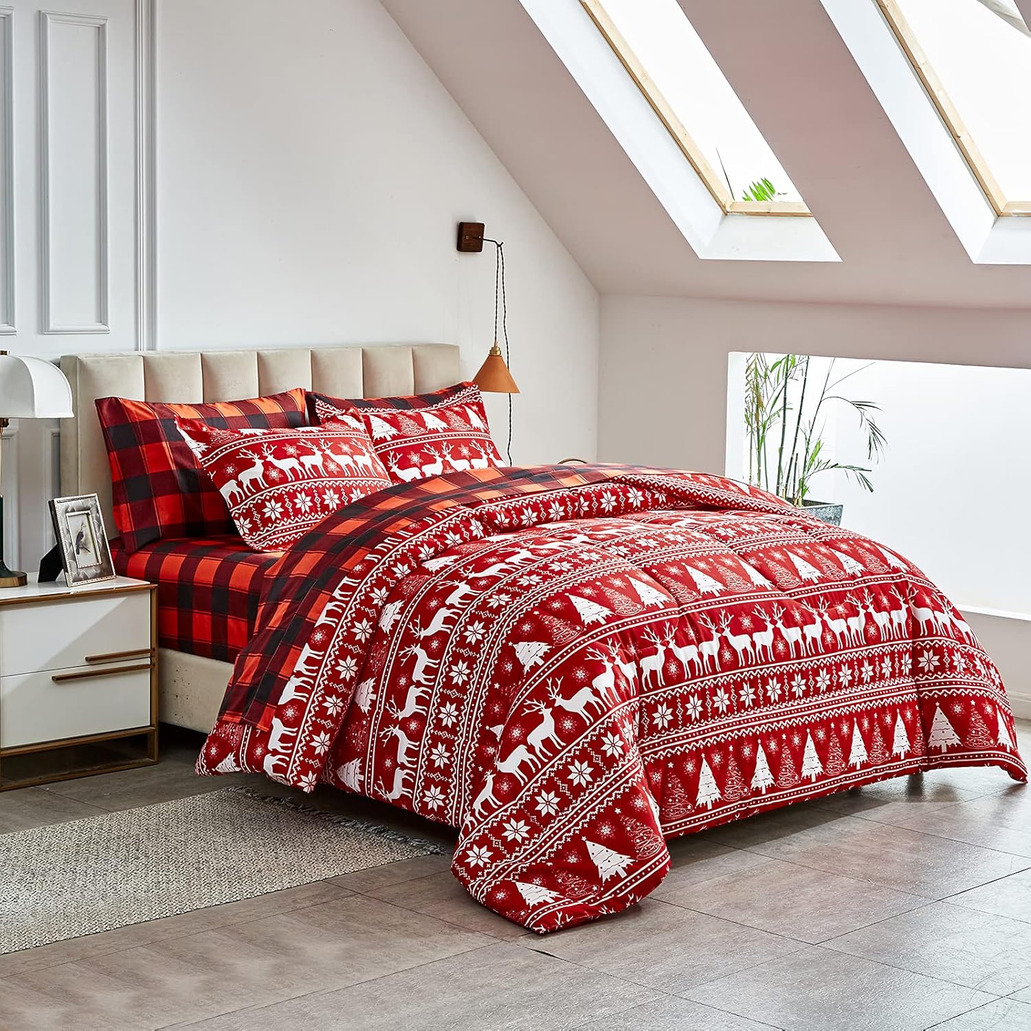 Juego de edredón de 7 piezas de cama en una bolsa, diseño de ciervo rojo con copos de nieve, tamaño Queen, estilo festivo, suave y reversible (1