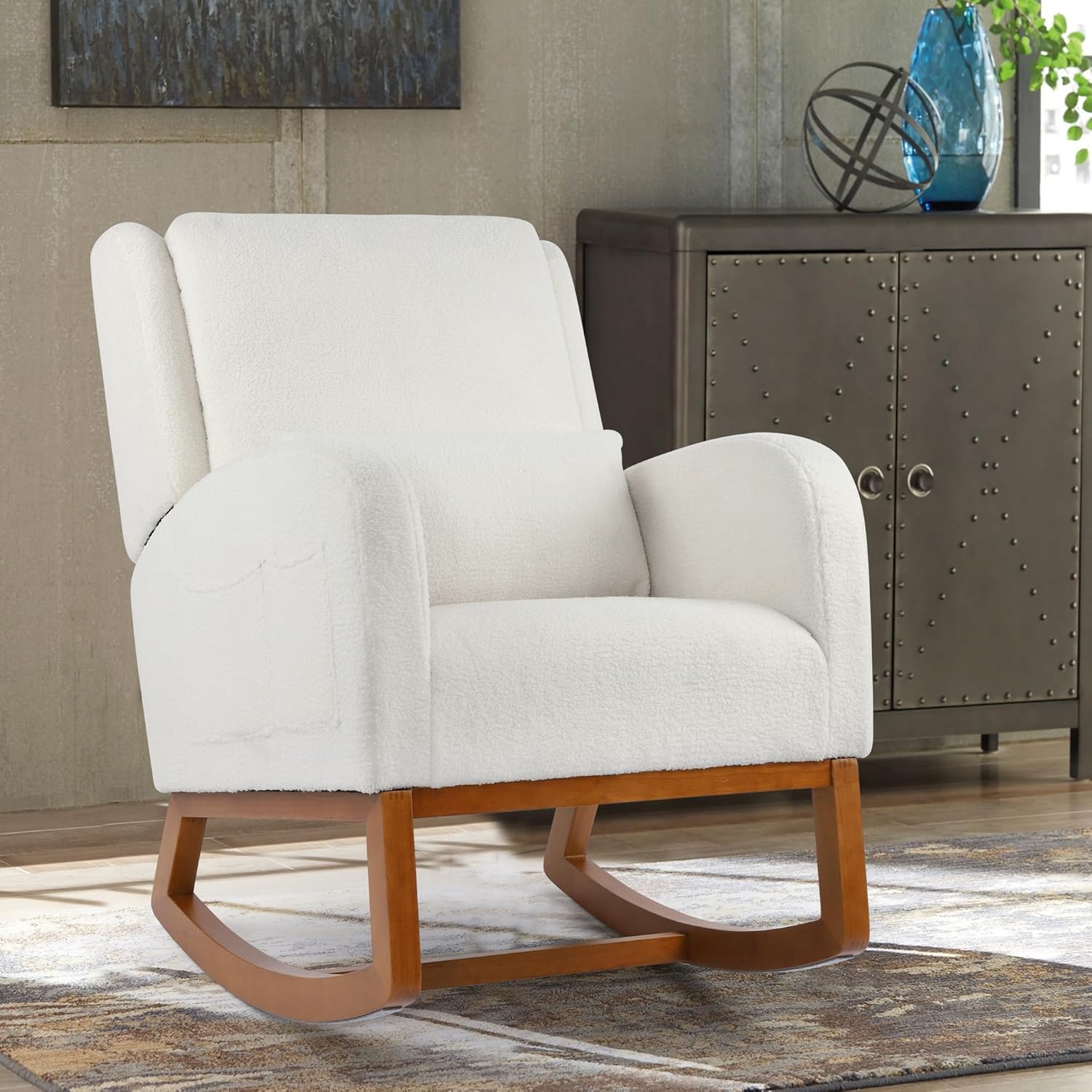 LSSBOUGHT Mecedora mullida para guardería, tela de peluche, cómoda mecedora reclinable para sala de estar, dormitorio, sillón acogedor con respaldo