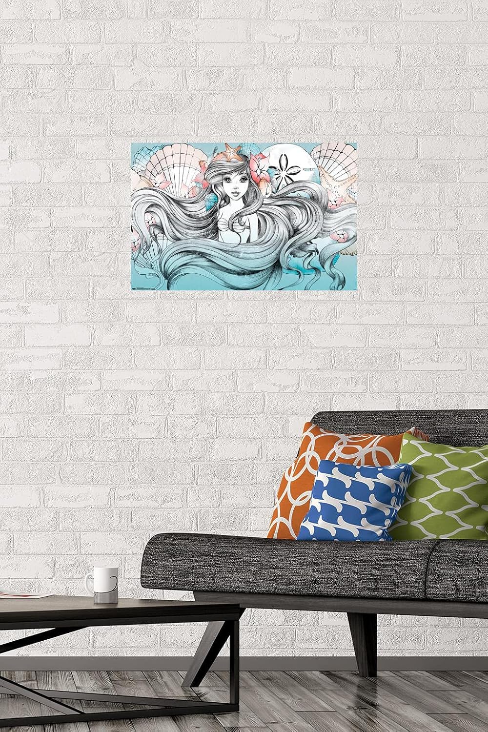 Trends International Disney La Sirenita Ariel – Póster de pared de tierra o mar, 14.725 x 22.375 pulgadas, versión premium sin marco