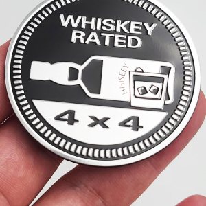 1 emblema de metal 3D con clasificación de whisky de 4 x 4, compatible con vehículos Jeep Wrangler, camiones, SUV (clasificación para whisky) 1 emblema de metal 3D con clasificación de whisky de 4 x 4, compatible con vehículos Jeep Wrangler, camiones, SUV (clasificación para whisky)