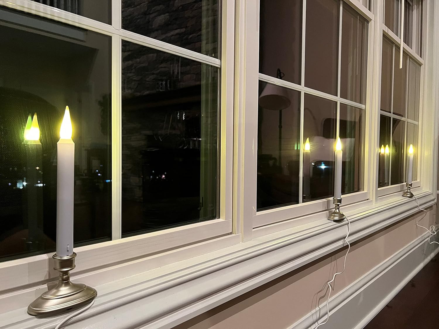 612 Vermont Velas LED eléctricas para ventana con sensor del anochecer al amanecer, llama parpadeante blanca cálida o encendido constante, adaptador