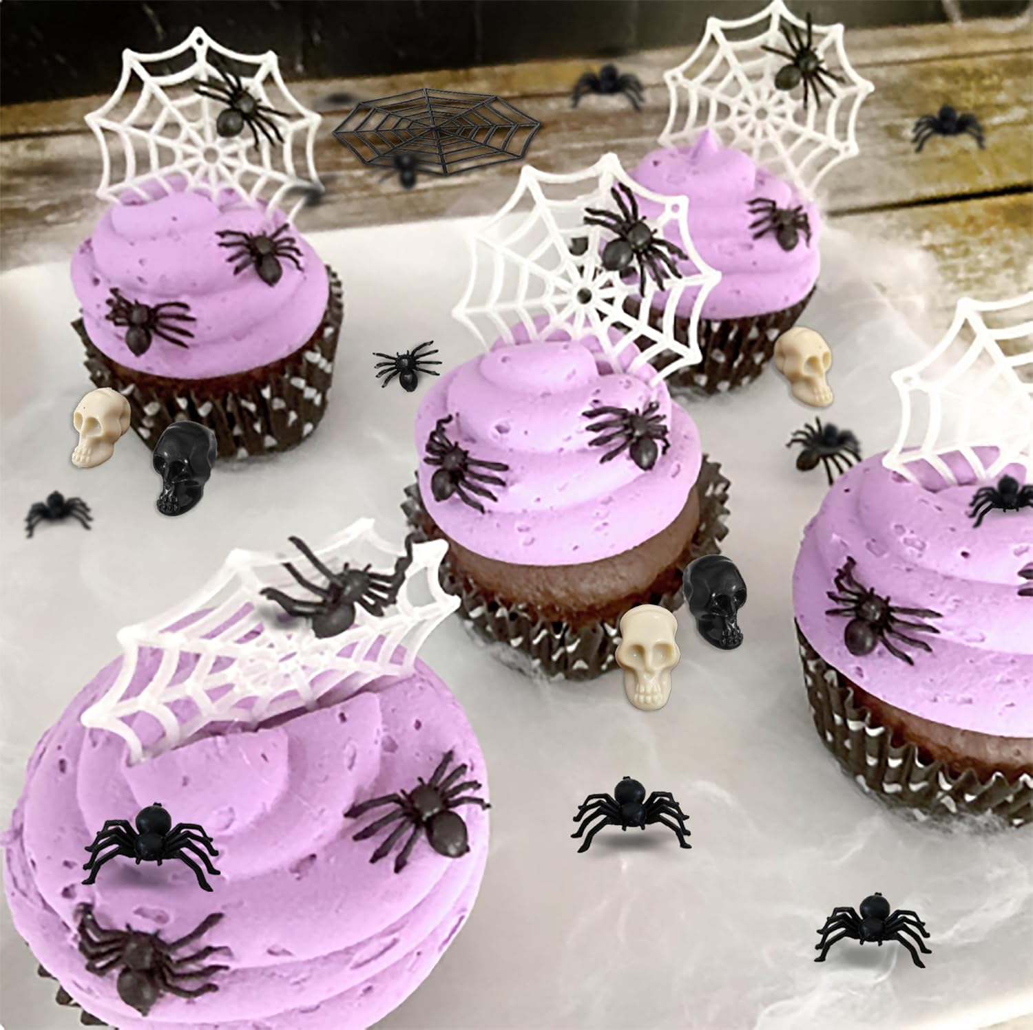 DRWATE Murciélagos de plástico para Halloween, arañas, cabeza de cráneo, 150 unidades, mini murciélagos, arañas, cabezas de cráneo, telarañas para