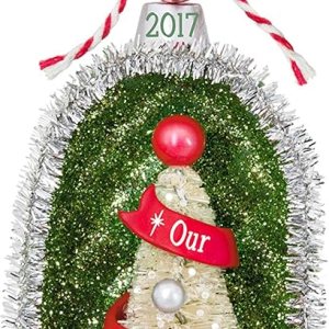 Hallmark Keepsake 2017 mini adornos de navidad de porcelana, deseos de boda Hallmark Keepsake 2017 mini adornos de navidad de porcelana, deseos de boda