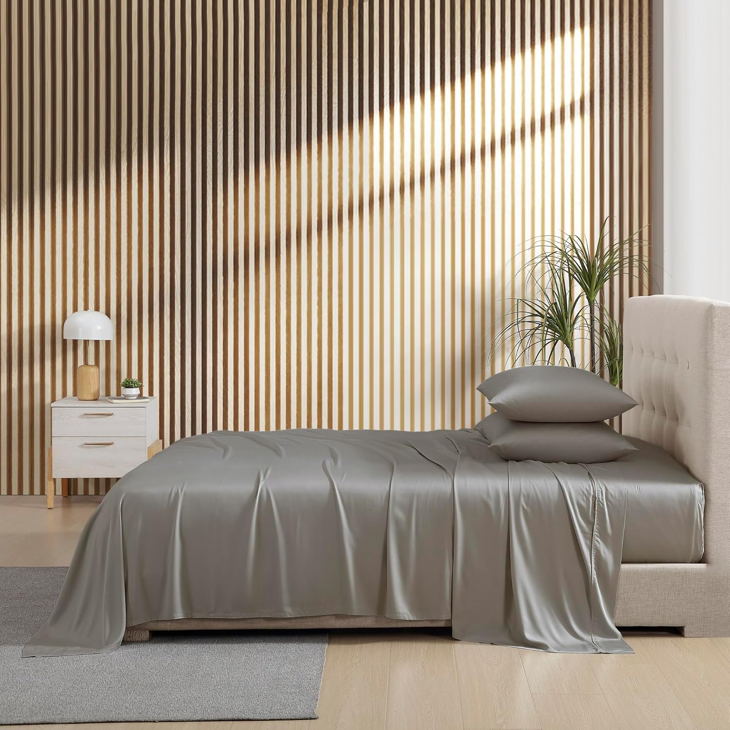 Brielle Home Juego de sábanas de satén de viscosa de bambú refrescante, súper suave y transpirable, elegante, bohemio, moderno, elegante, con