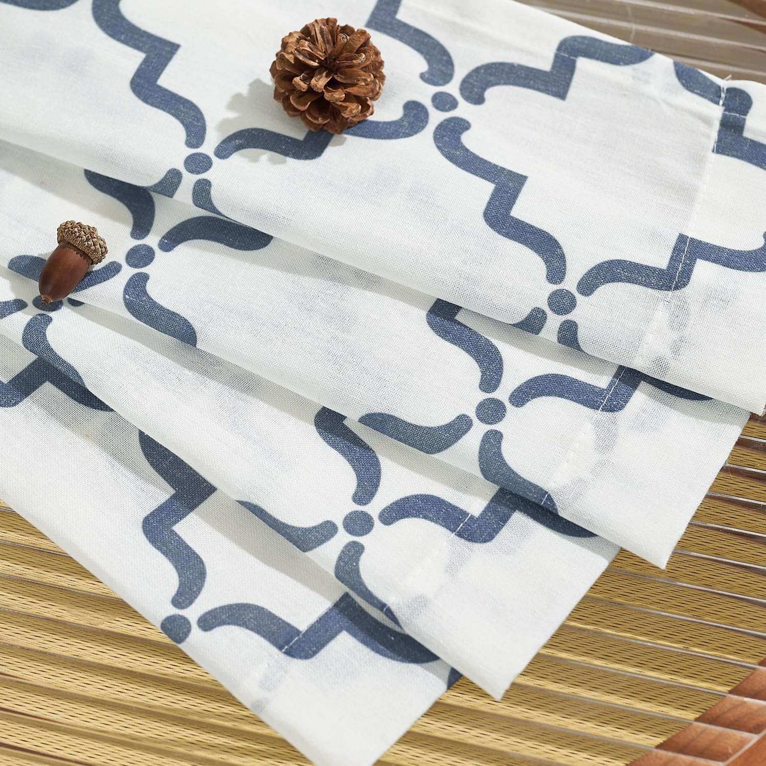 jinchan Cortinas de lino con estampado de enrejado marroquí para sala de estar, cortinas azules de granja de 84 pulgadas de largo, 2 paneles para