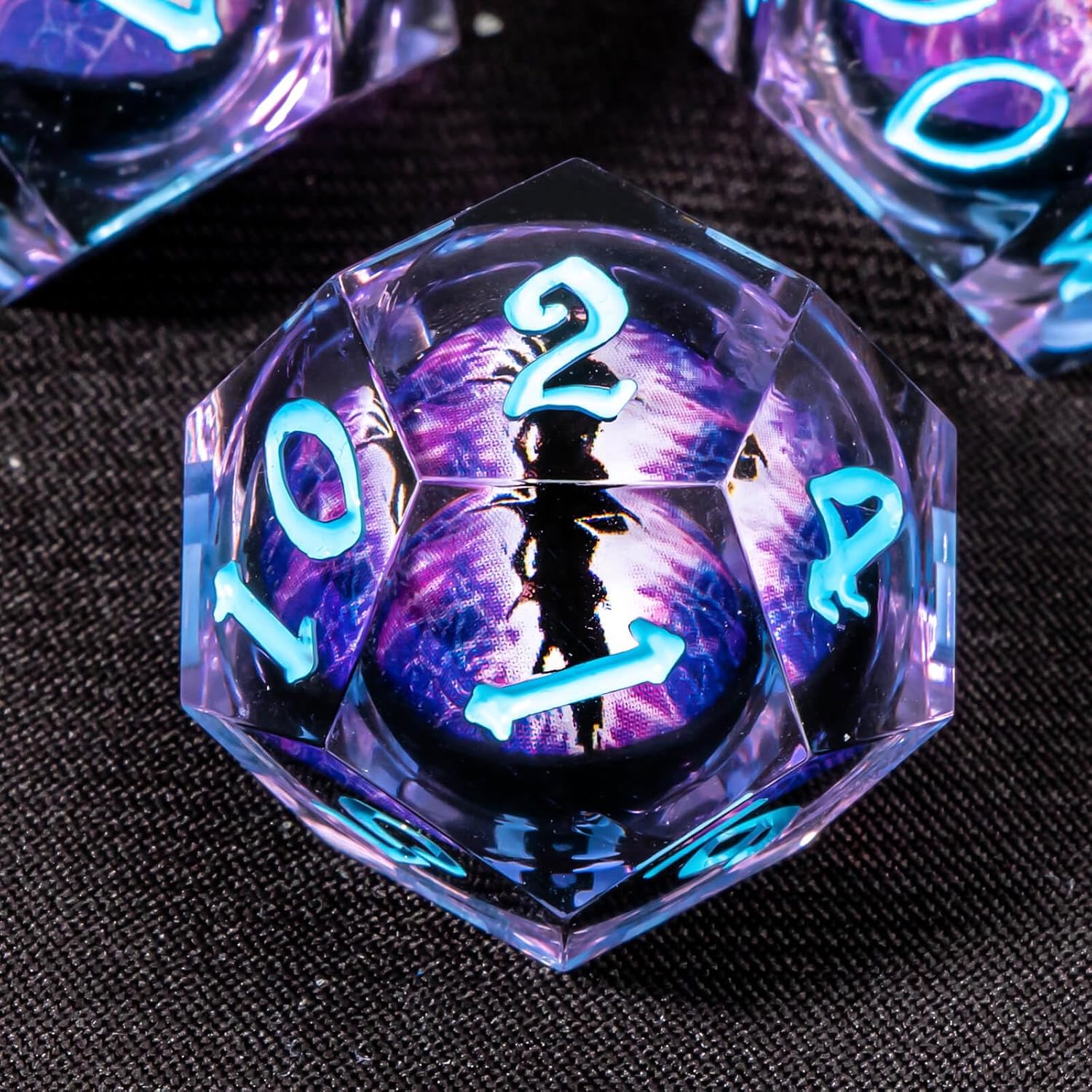 OUKELANWO Sharp Edge – Juego de dados DND con núcleo líquido con caja, 7 piezas de dados poliédricos D&D de Calabozos y Dragones, D&D flotantes, RPG