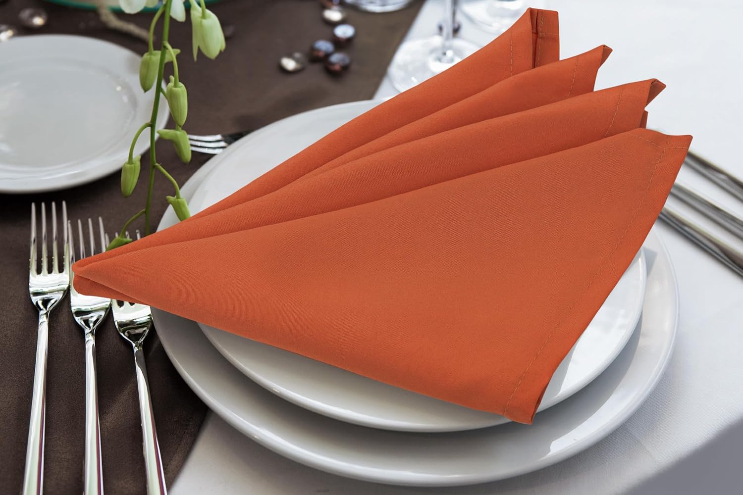 Utopia Home Paquete de 24 servilletas de tela de 18 x 18 pulgadas, servilletas de cena 100% poliéster con bordes dobladillos, servilletas lavables