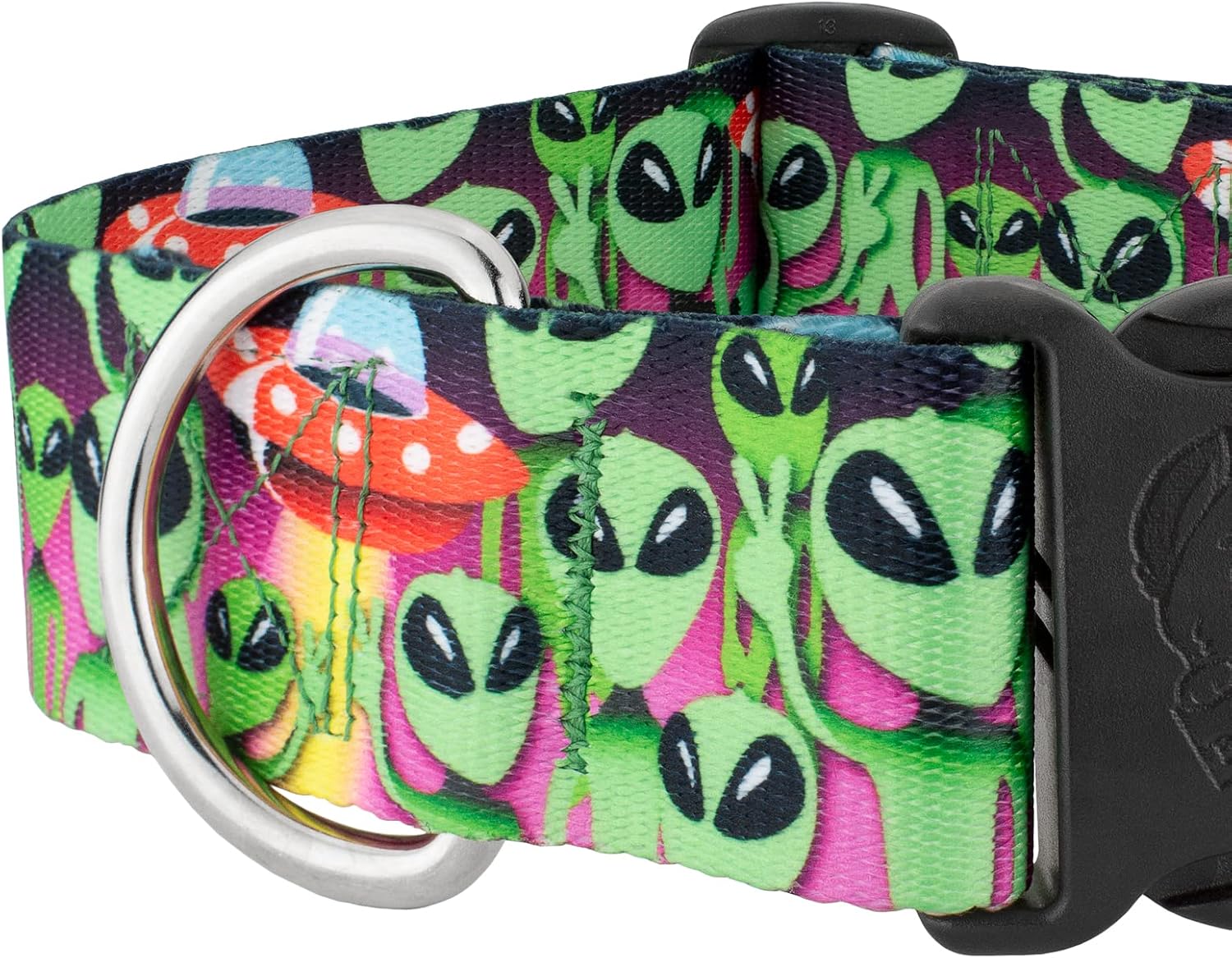 Country Brook Petz – Collar de perro de lujo Space Aliens – Colección Geek Chic con 4 diseños para cualquier mega fan (1 12 pulgadas, mediano)