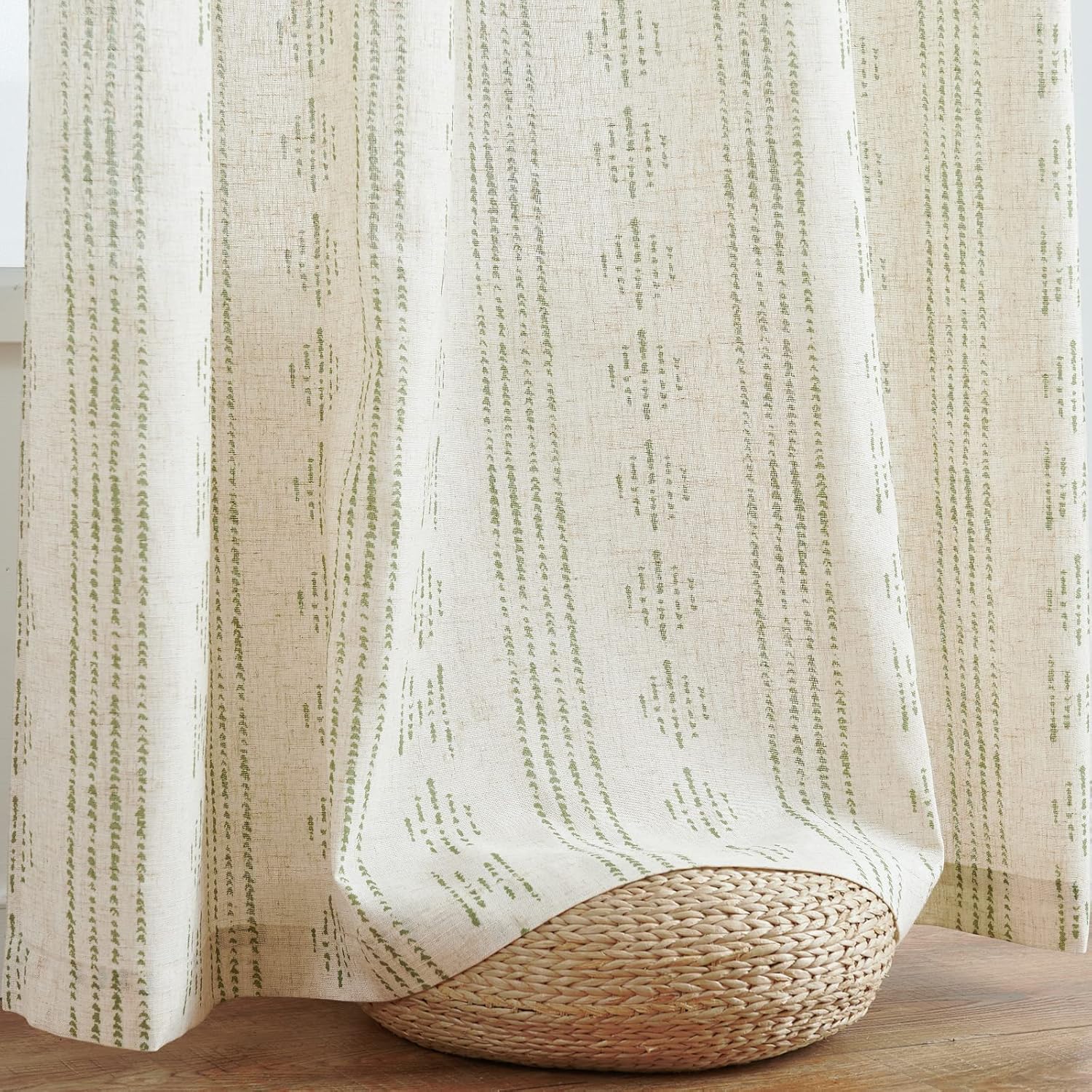 JINCHAN Cortinas bohemias de lino para sala de estar, 63 pulgadas de largo, patrón geométrico a rayas, filtrante de luz, cortinas con ojales, 2