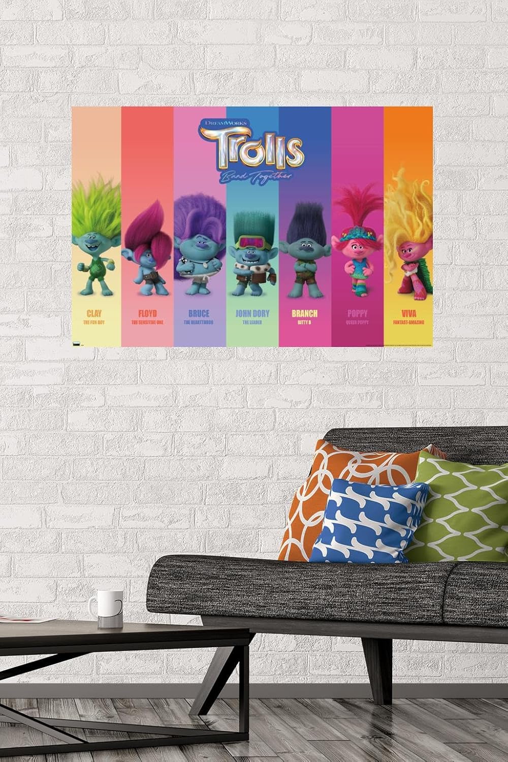 Trends International Trolls Band Together – Póster de pared Perfect Harmony, 22.37 x 34.00 pulgadas, paquete de póster y montaje