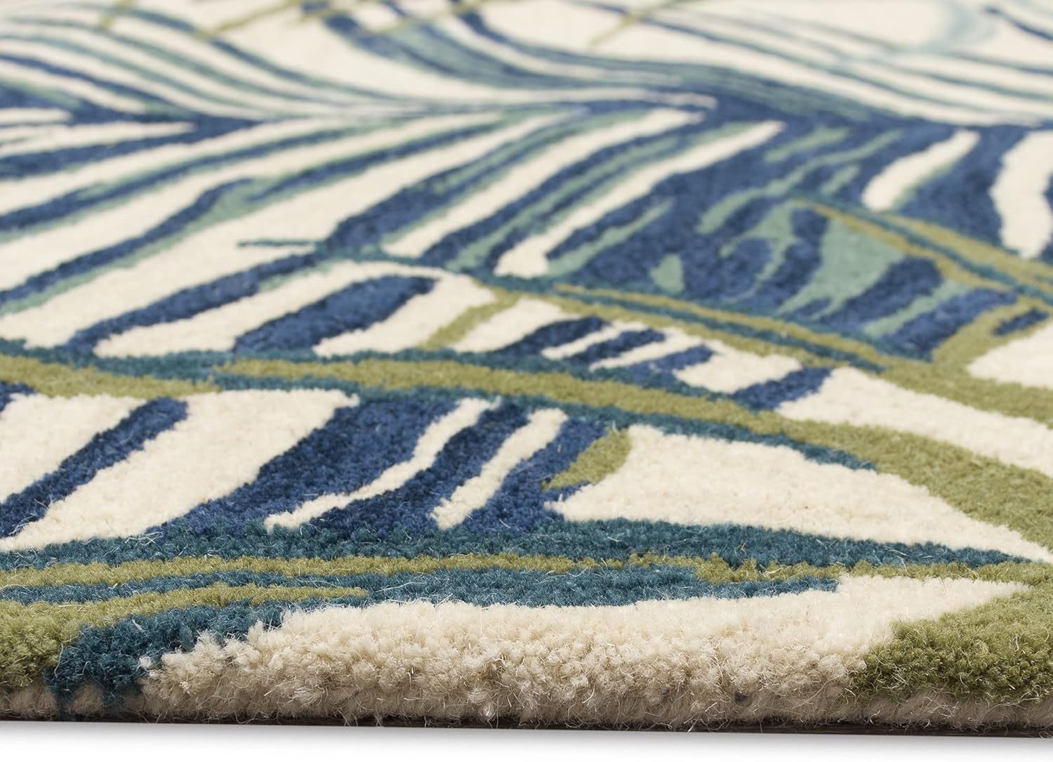 Liora Manne Tivoli Indoor Handmade Wool Plush Area Rug – Contemporary Graphic Botanical Floral Accent (La Palma Cream) (3’6″ x 5’6″)