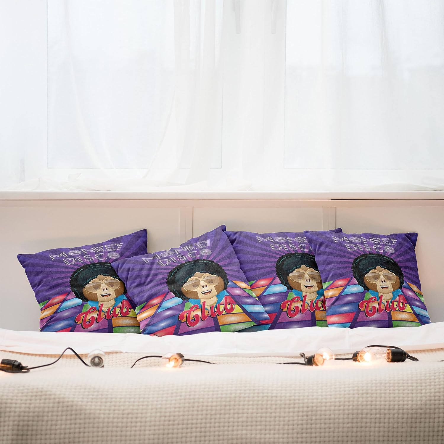 Ambesonne Emoji – Juego de 4 fundas de almohada decorativas, diseño de mono disco retro, divertido personaje de simio con pelo afro loco, funda de