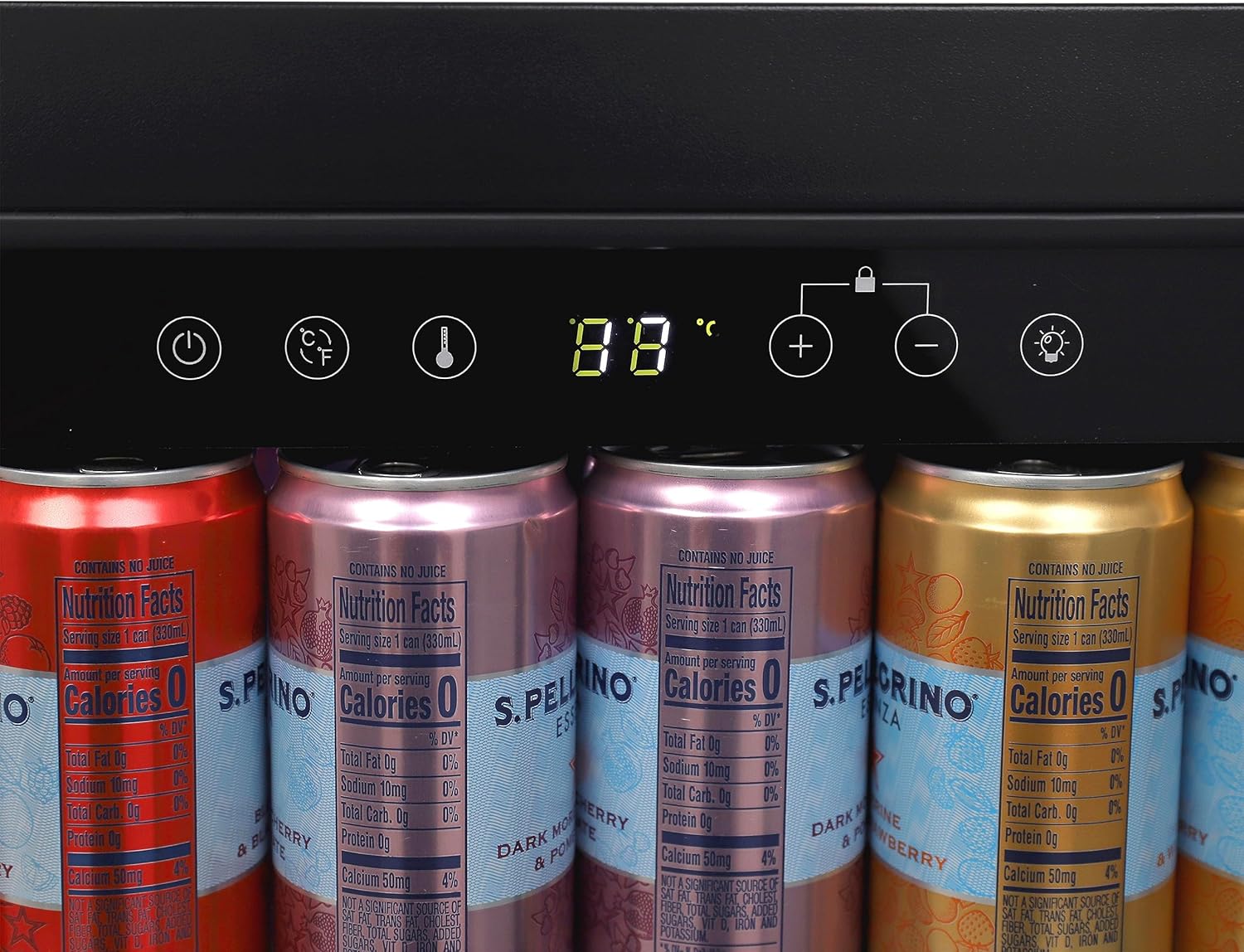 DE1260BCSZSS Designer Series – Centro de bebidas, 126 latas, metálico