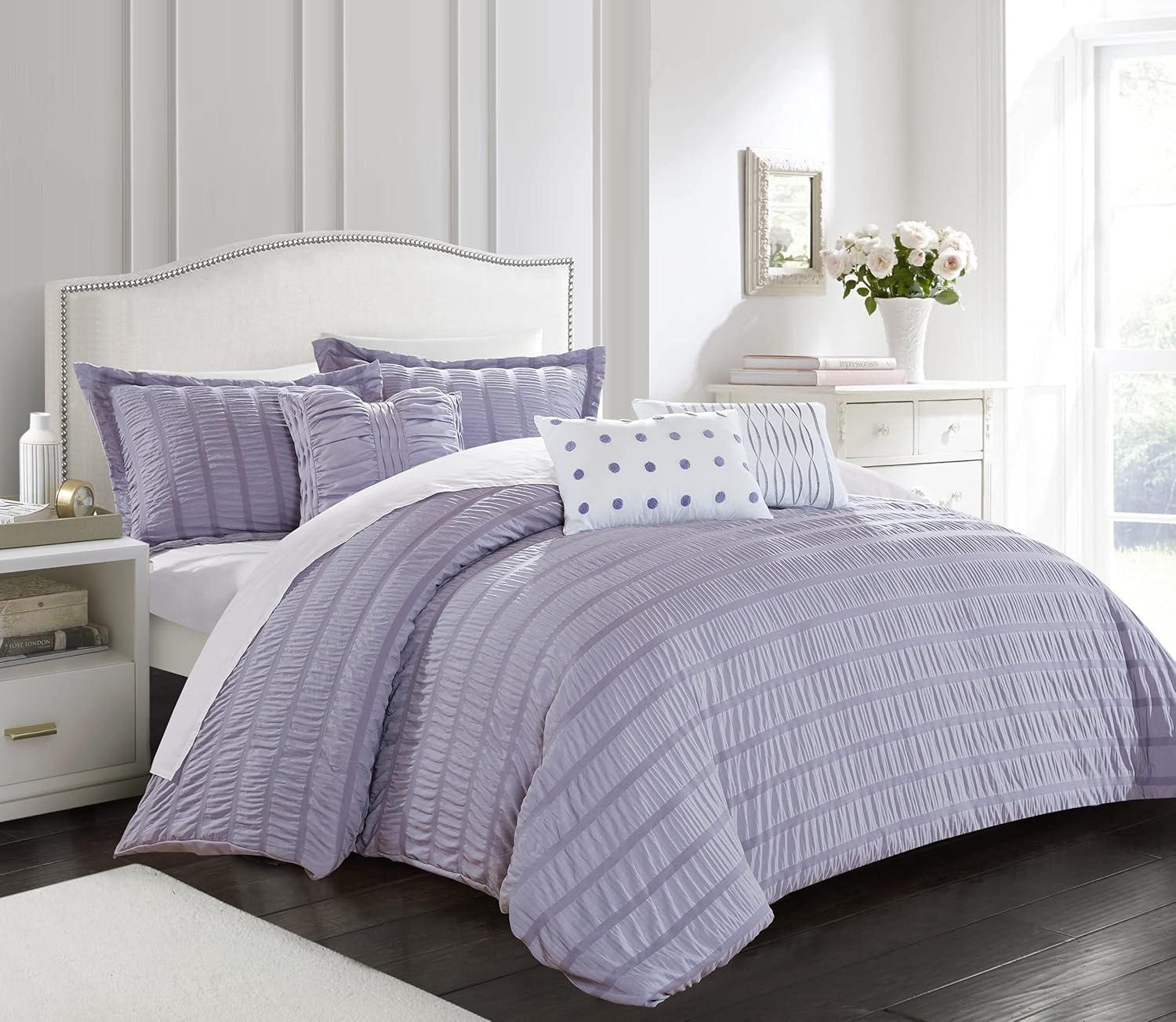 Chic Home Hadassah – Juego de edredón de 6 piezas a rayas fruncidas con volantes, fundas de almohada decorativas incluidas, King, lavanda