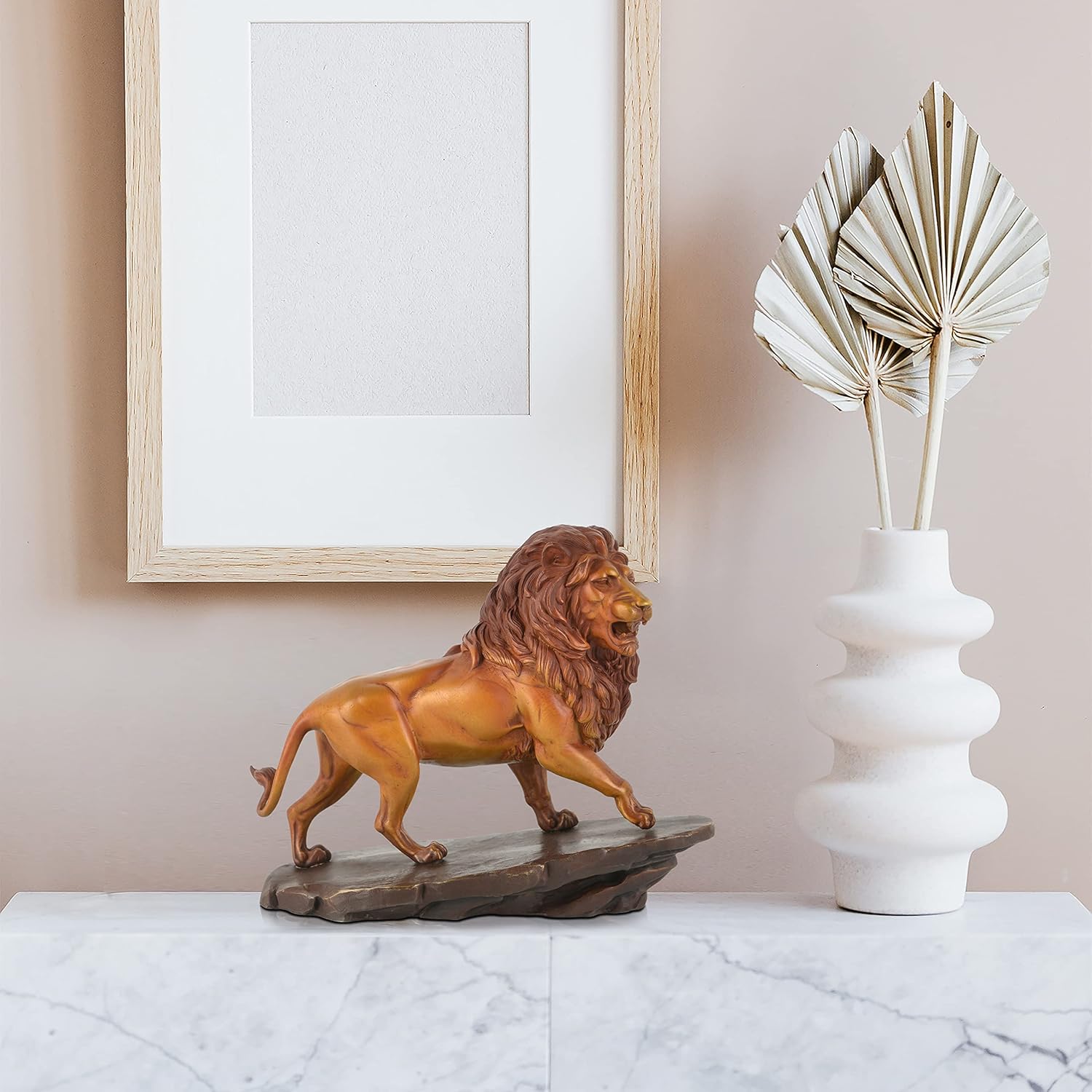 Bronze Regal Lion – Estatua de león de cobre puro – Escultura de latón coleccionable para decoración de mesa – Figura para decoración del hogar y