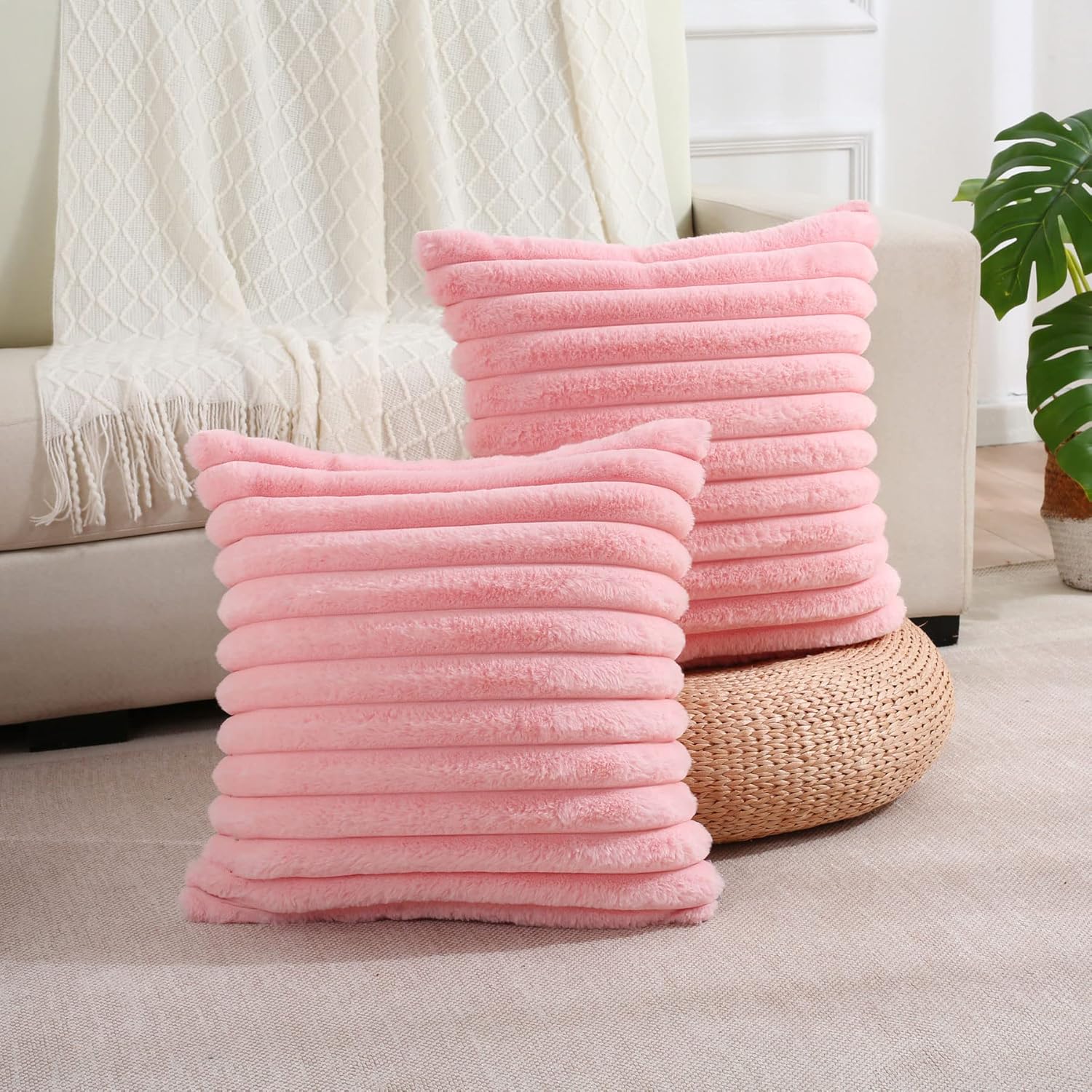 FUTEI – Juego de 2 fundas de almohada decorativas con rayas de color rosado, 24 x 24 pulgadas, cuadradas y primaverales, piel sintética de conejo