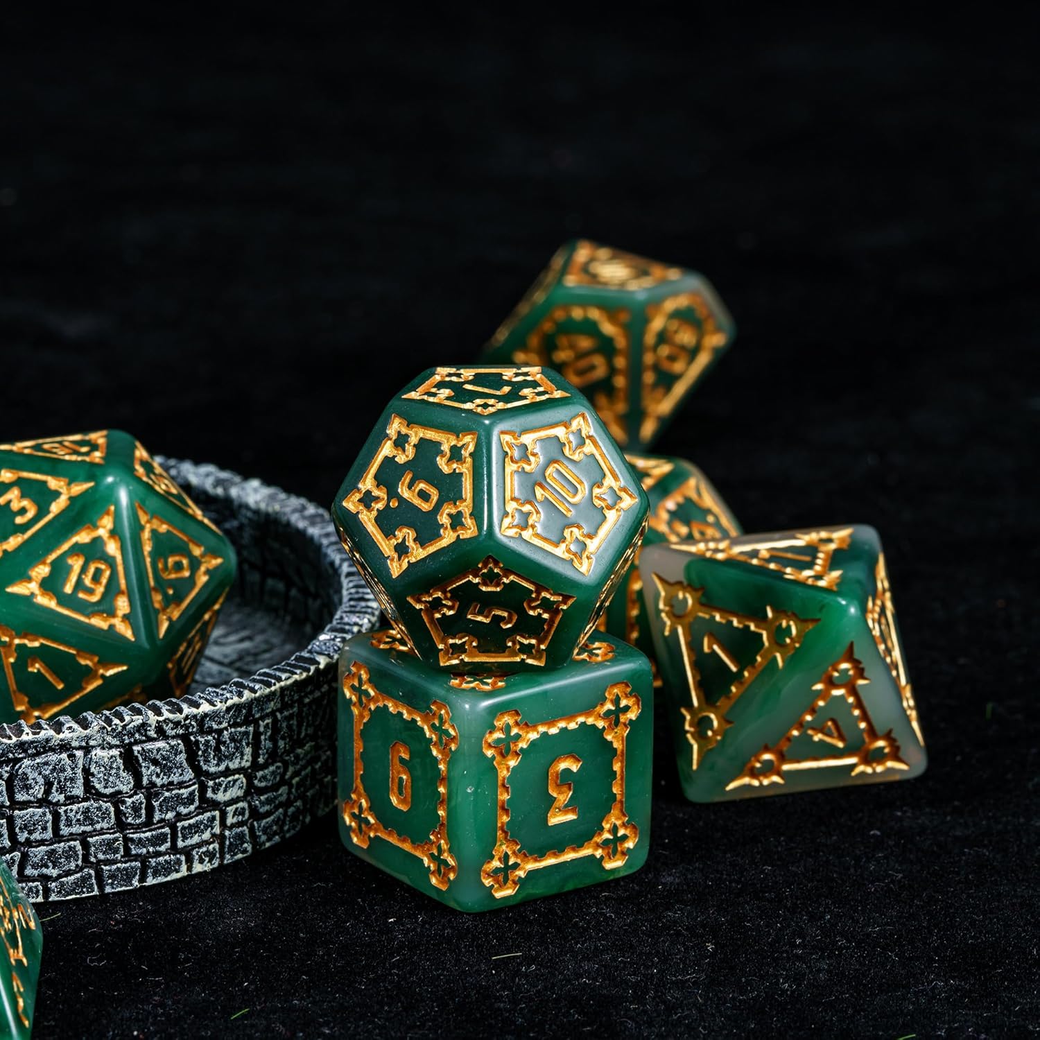 cusdie 7 dados gigantes DND de 0.98 pulgadas con bolsa de dados de ojo de dragón, juego de dados poliédricos, dados D&D para Calabozos y Dragones