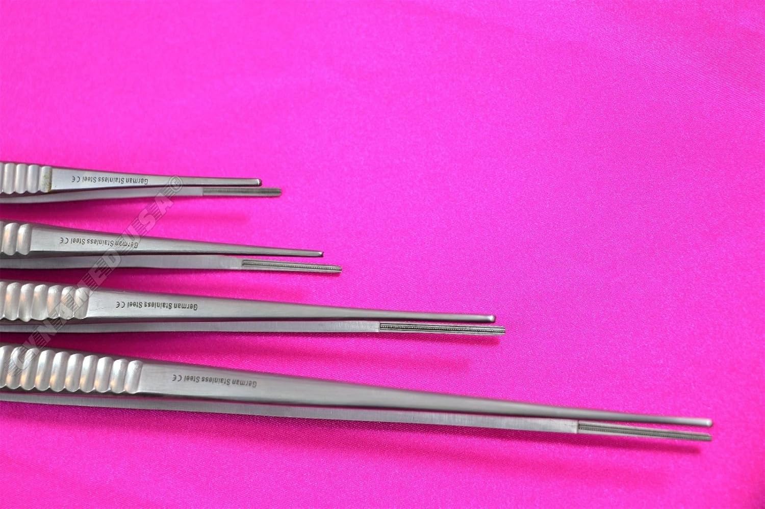 Juego de 4 unidades alemanas de alta calidad, cada uno de Debakey Arteria Atraumatic Tissue Vascular Forcep Gold de 6 pulgadas más 8 pulgadas más 10