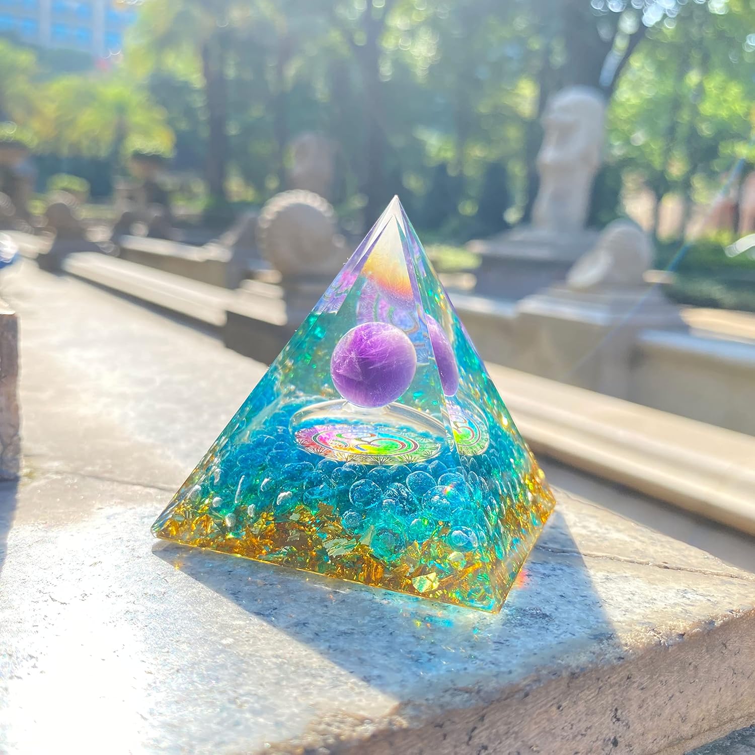 Cristal de pirámide de orgón de chakras, pirámide de cristal EMF para decoración de cristales curativos, pirámide de orgón de amatista (chakra de
