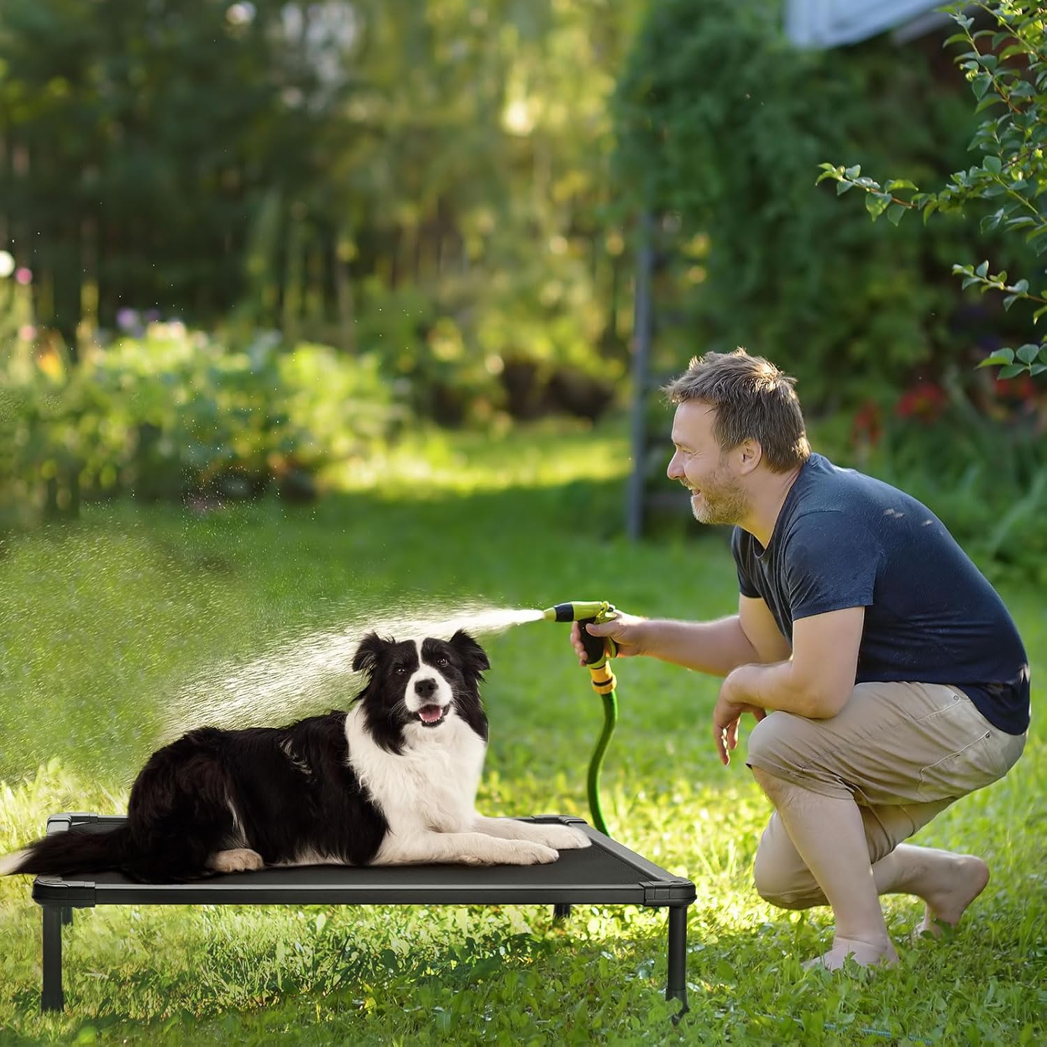 Veehoo CWC2203A – Cama elevada refrescante para perros medianos, plataforma lavable para mascotas con patas antideslizantes para interiores y