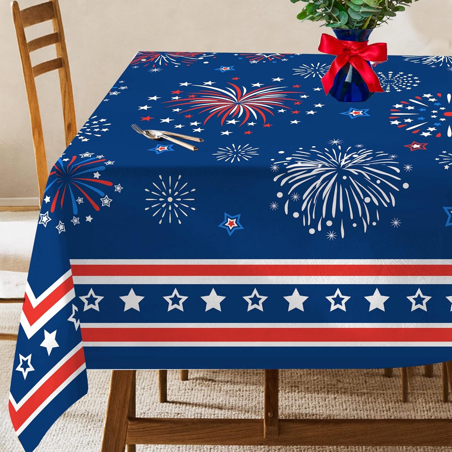 Hexagram Mantel del 4 de julio, mantel rectangular de bandera estadounidense de 52 x 70 pulgadas, estrellas rojas y azules para interiores o
